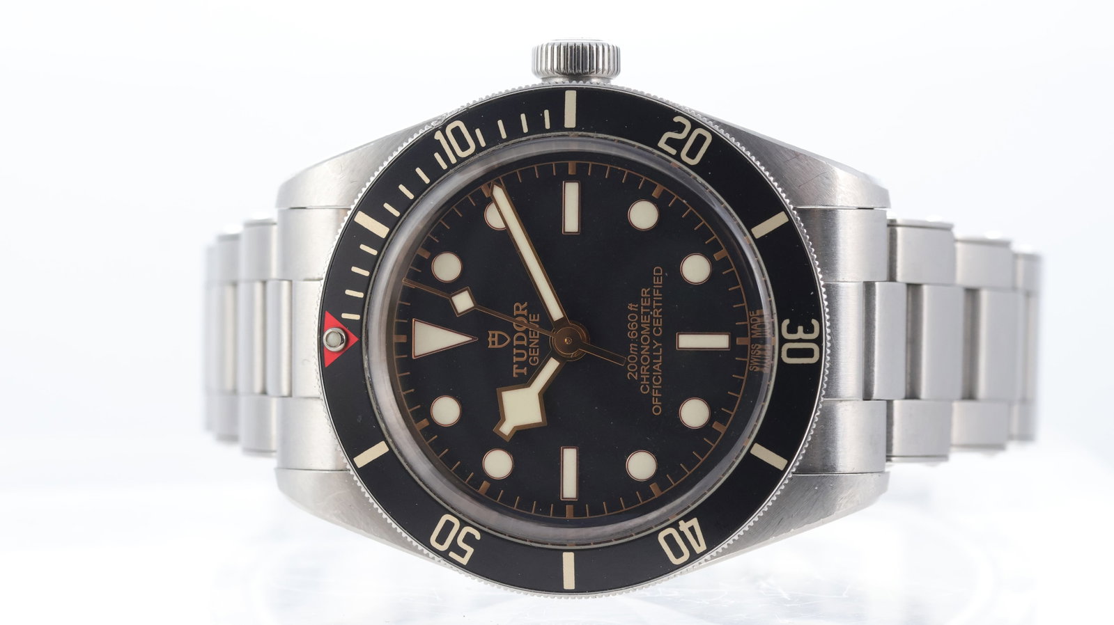 Tudor Black Bay 58 Ref 79030N with Box and Papers 2020: Brand: Tudor Model Name: Black Bay 58 Reference: 79030N Movement type: Automatic Year: 2020 Box: Full Box Papers: Full Set Papers Dial shape: Circular Dial colour: Black Dial features: Gilt edge hands