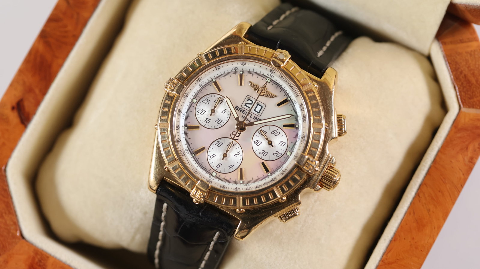 Breitling Crosswind Special 18ct yellow gold Ref K44355 with Box and Papers 2000 (1 of 7)