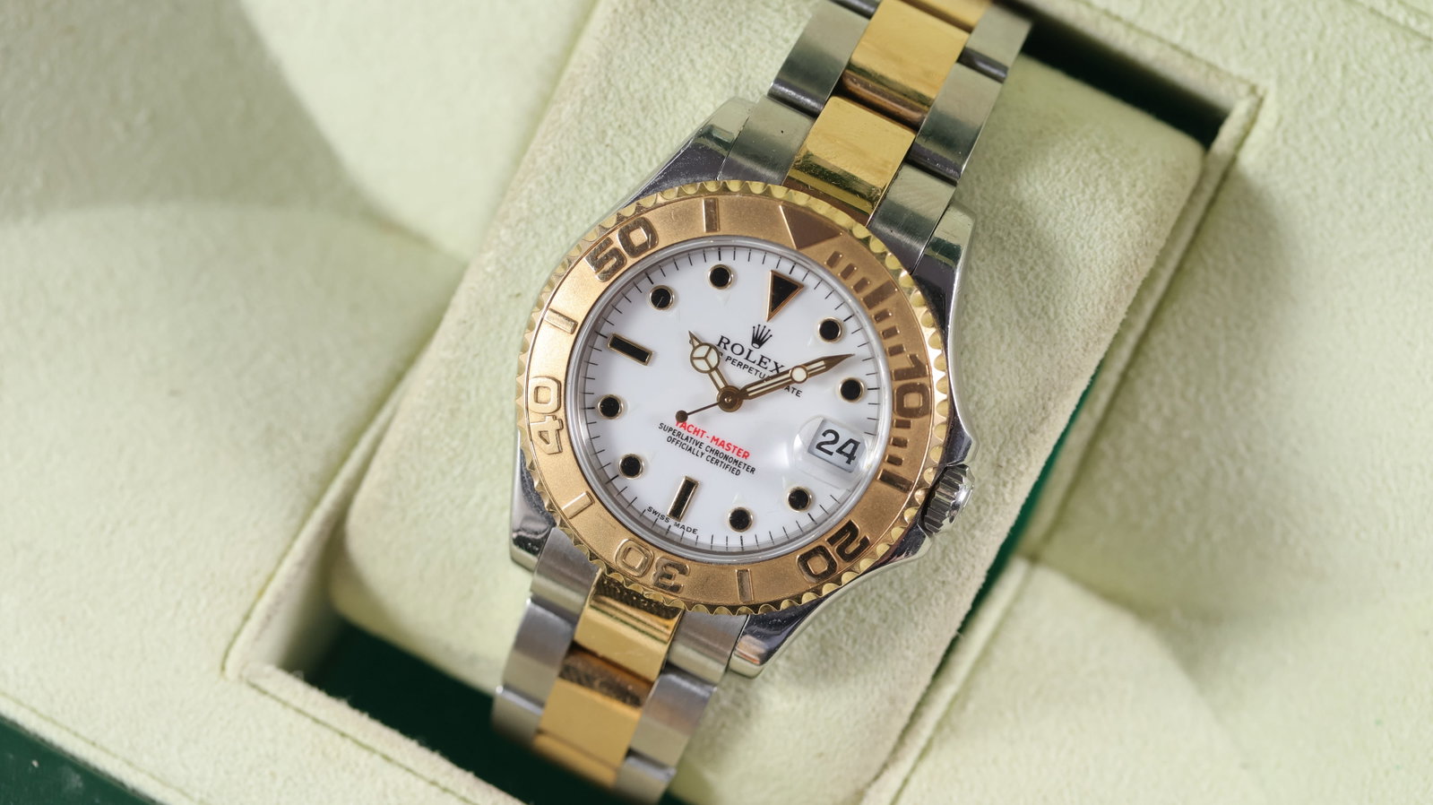 Rolex Yachtmaster Ref 168623 with Box and Papers 2005: Brand: Rolex Model Name: Yachtmaster Reference: 168623 Movement type: Automatic Movement calibre: Rolex 2235 Year: 2005 Box: Full Box Papers: Full Set Papers Dial shape: Circular Dial colour: White Di