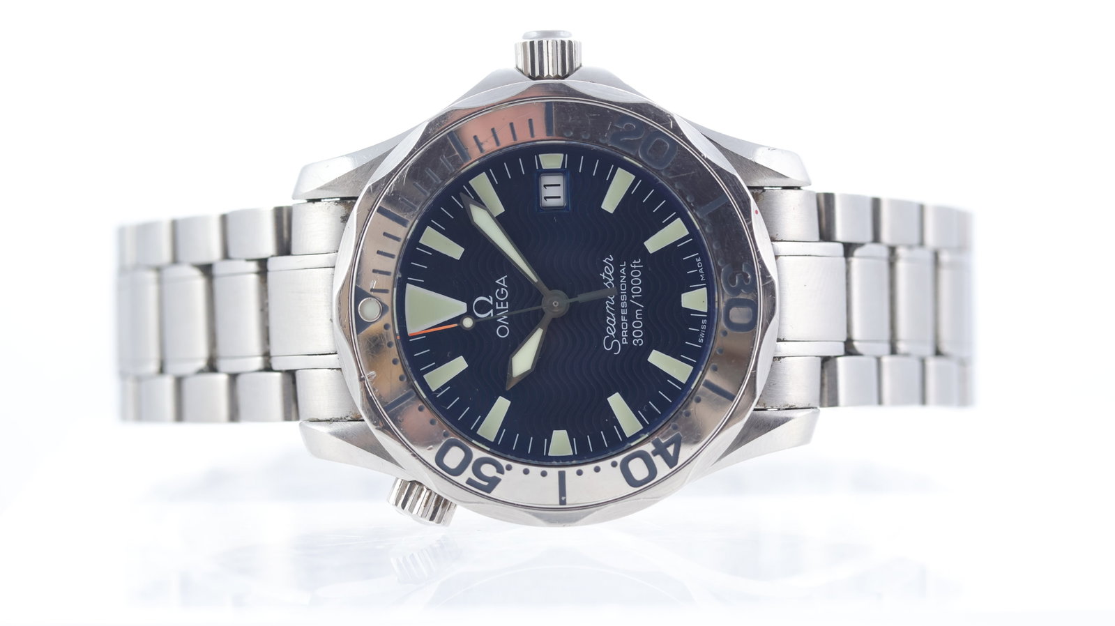Omega Seamaster 300 M Ref 2263.80.00: Brand: Omega Model Name: Seamaster 300 M Reference: 2263.80.00 Movement type: Quartz Movement calibre: Omega 1538 Dial shape: Circular Dial colour: Electric blue Dial features: Wave textured dial with
