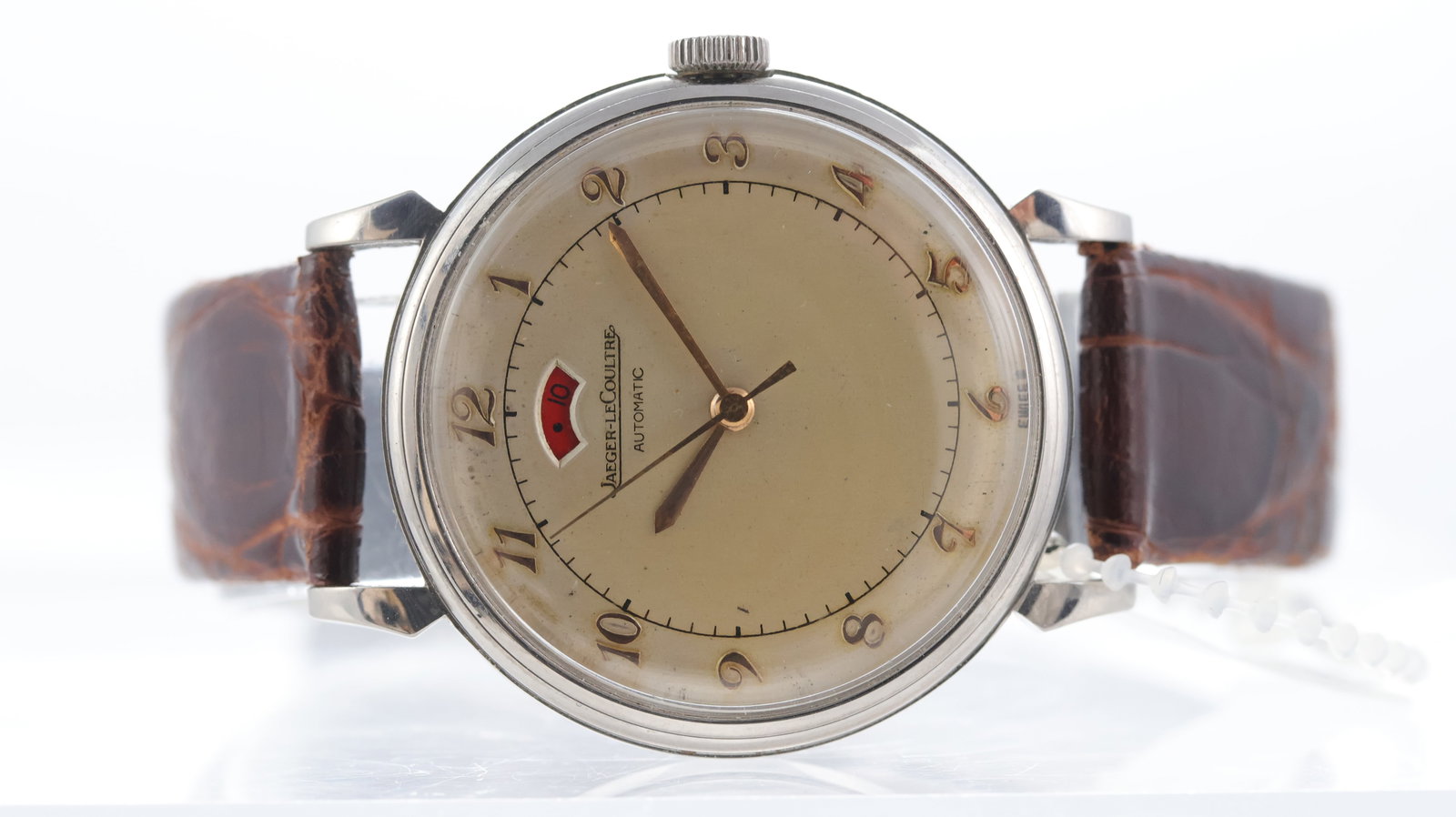 Vintage Jaeger Le Coultre Reserve Powermatic Circa 1950's: Brand: Jaeger Le Coultre Model Name: Reserve Powermatic Movement type: Automatic Movement features: Bumper movement, JLC signed Year: Circa 1950's Dial shape: Circular Dial colour: Cream Dial features