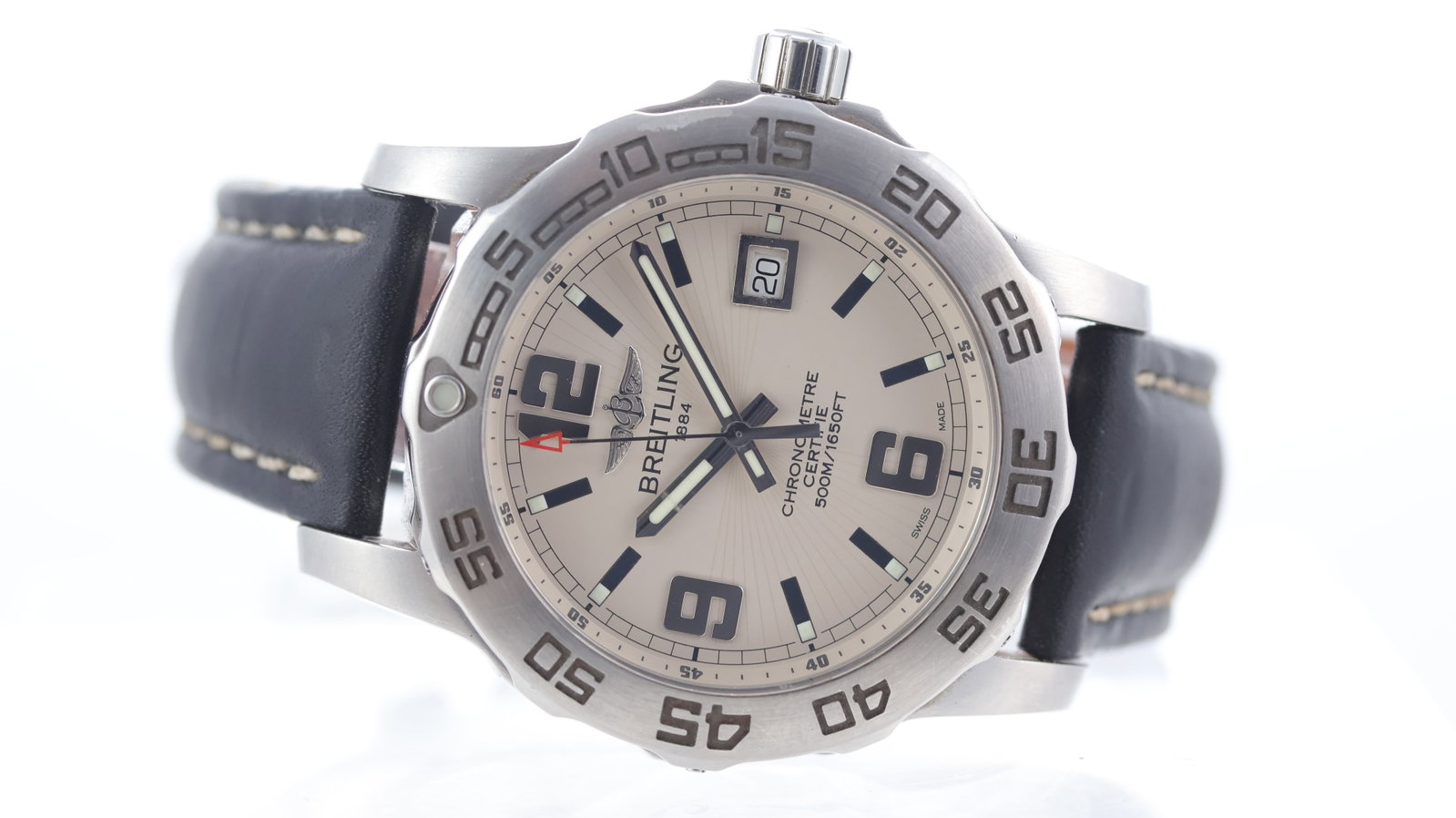 Breitling Colt Ref A74387 circa 2013: Brand: Breitling Model Name: Colt Reference: A74387 Movement type: Quartz Movement calibre: Breitling B74 Year: circa 2013 Dial shape: Circular Dial colour: Cream Dial features: Applied baton and arab