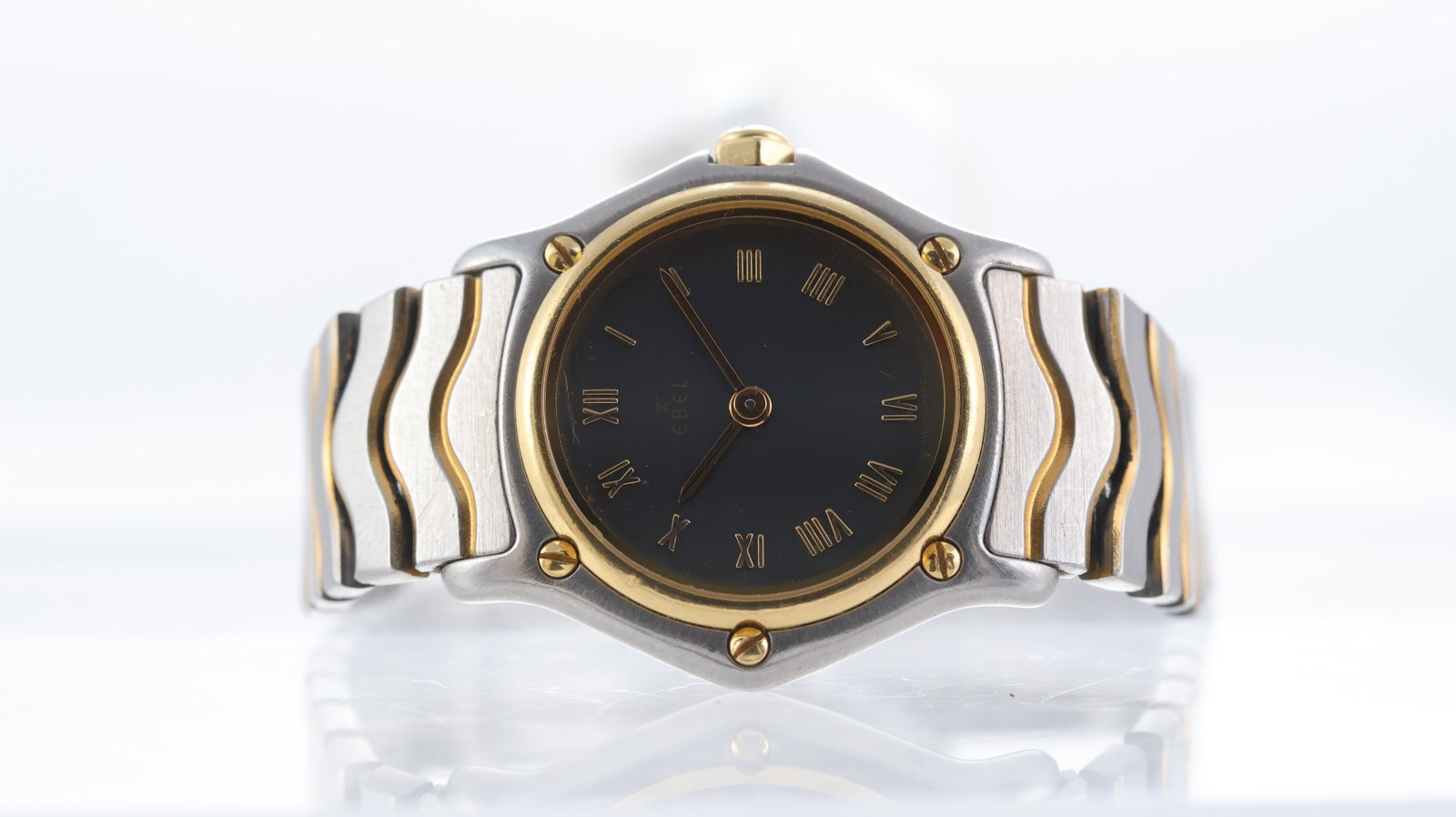 Ladies Ebel Classic Wave Ref 1057901 (1 of 4)