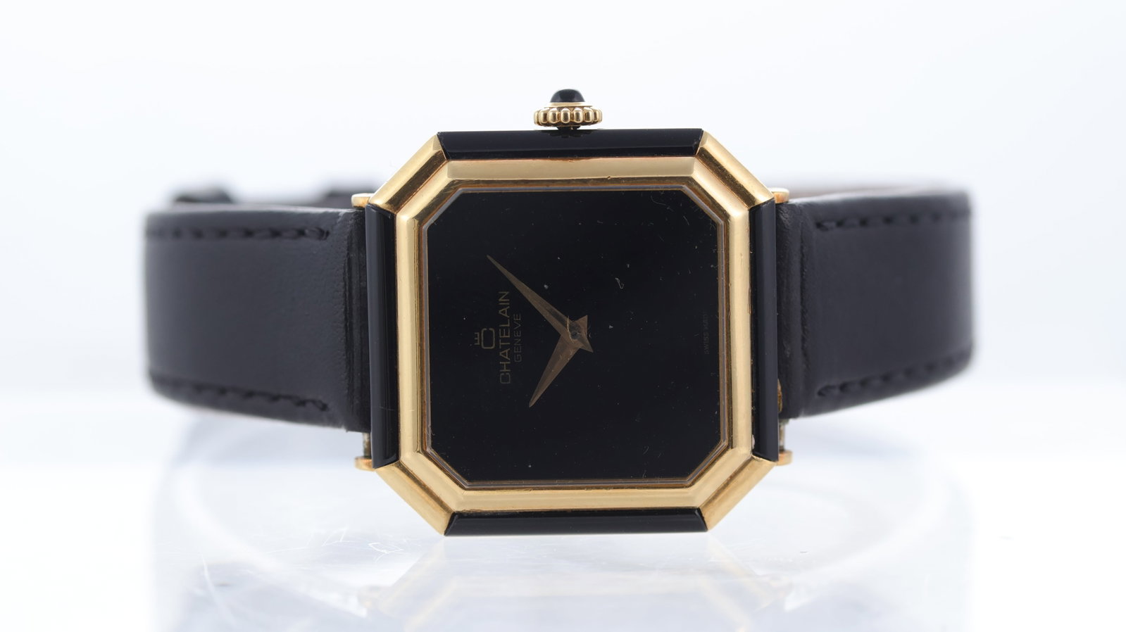 Chatelain Geneve 18ct yellow gold Ref OP 1015: Brand: Chatelain Model Name: Geneve Reference: OP 1015 Movement type: Manual Wind Movement calibre: Chatelain 78X Dial shape: Octagonal Dial colour: Black Dial features: Gloss black dial with gilt dau