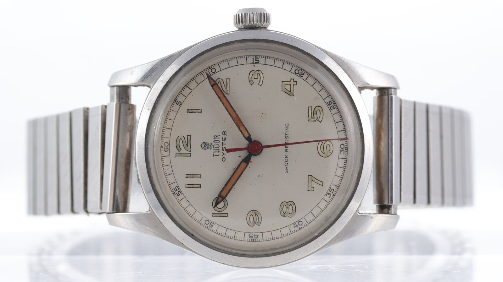 Vintage Tudor Oyster Ref 4463 Circa 1949: Brand: Tudor Model Name: Oyster Reference: 4463 Movement type: Manual Wind Movement features: Tudor signed movement Year: Circa 1950's Dial shape: Circular Dial colour: Silver Dial features: Arabic nu