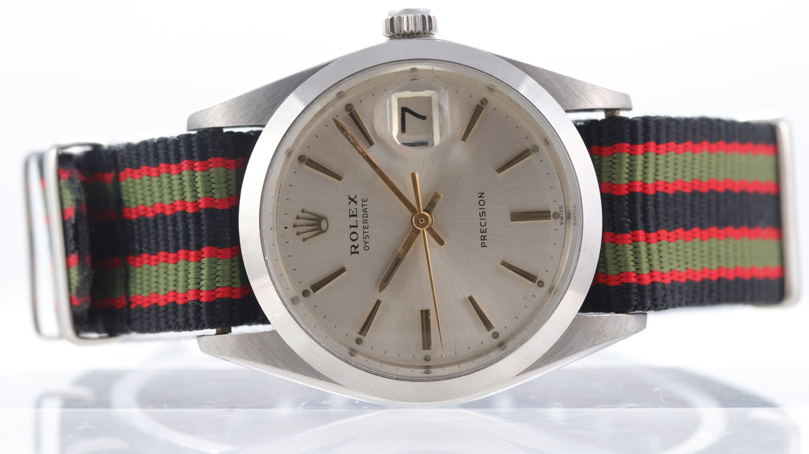 Rolex Oyster Date Precision Ref 6694 Circa 1968: Brand: Rolex Model Name: Oyster Date Precision Reference: 6694 Movement type: Manual Wind Movement calibre: Rolex 1225 Year: Circa 1968 Dial shape: Circular Dial colour: Silver Dial features: Baton ho