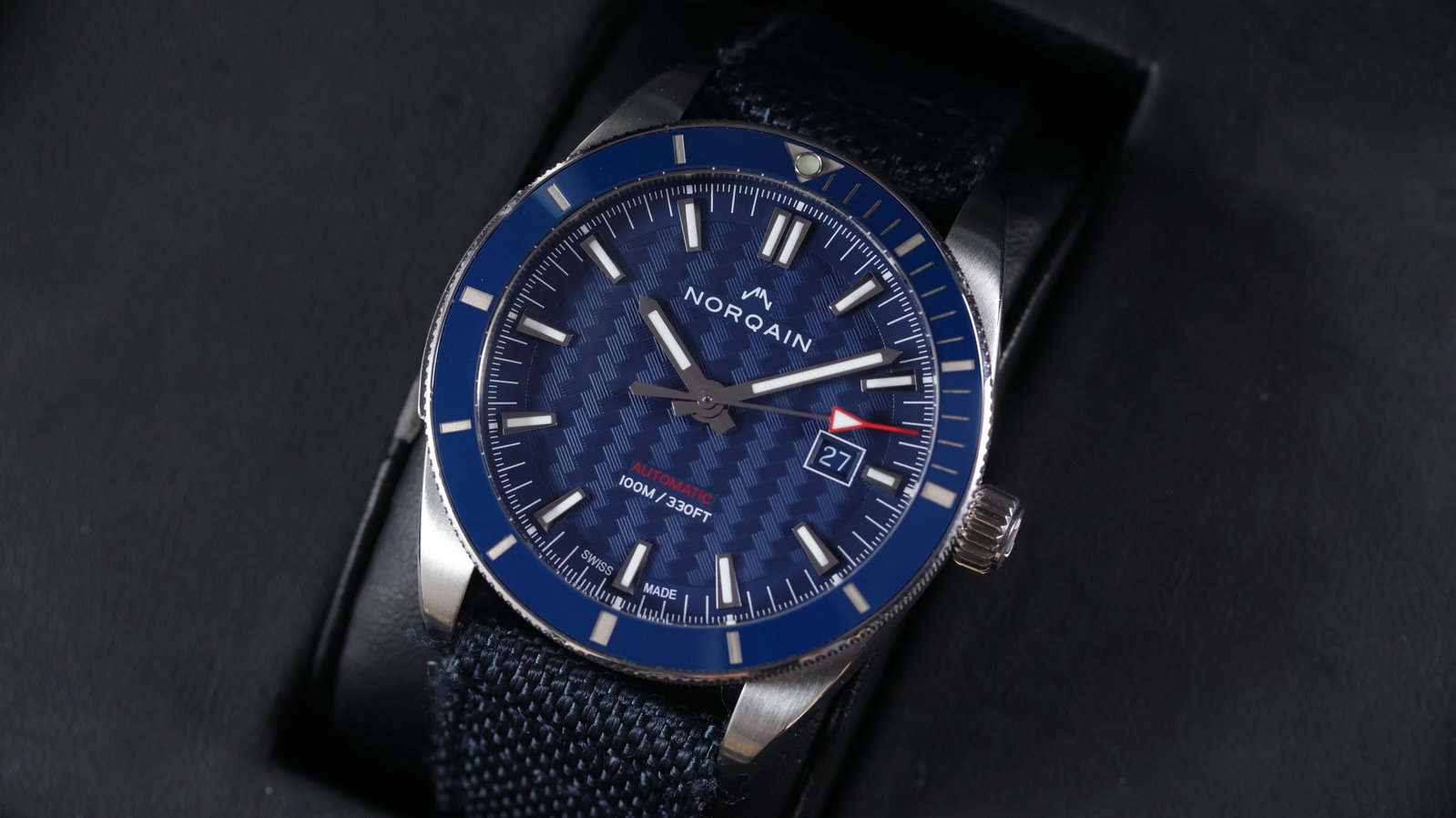 Norqain Adventure Sport Ref N1000.08S02.A01 with Box and Papers Circa 2025: Brand: Norqain Model Name: Adventure Sport Reference: N1000.08S02.A01 Movement type: Automatic Movement calibre: Sellita SW 200-1 Year: Circa 2025 Box: Full Box Papers: Full Set Papers Papers features