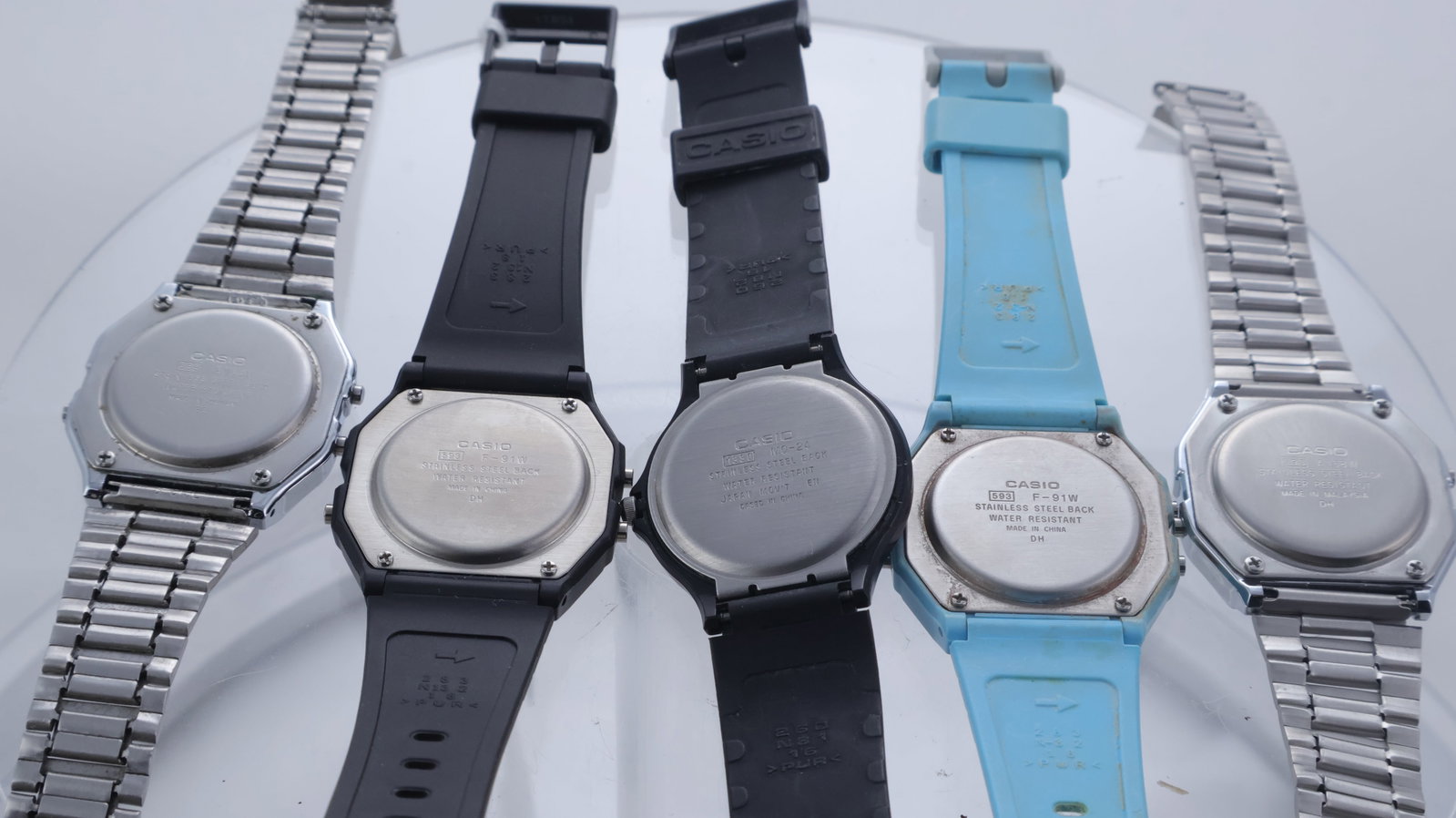 *To Be Sold Without Reserve* A Job Lot of 5x Casio Wristwatches: *To Be Sold Without Reserve* A Job Lot of 5x Casio Wristwatches. Watches are all working and have received new batteries. 4x digital display 1x analogue display. Conditions vary, sold as seen. Light