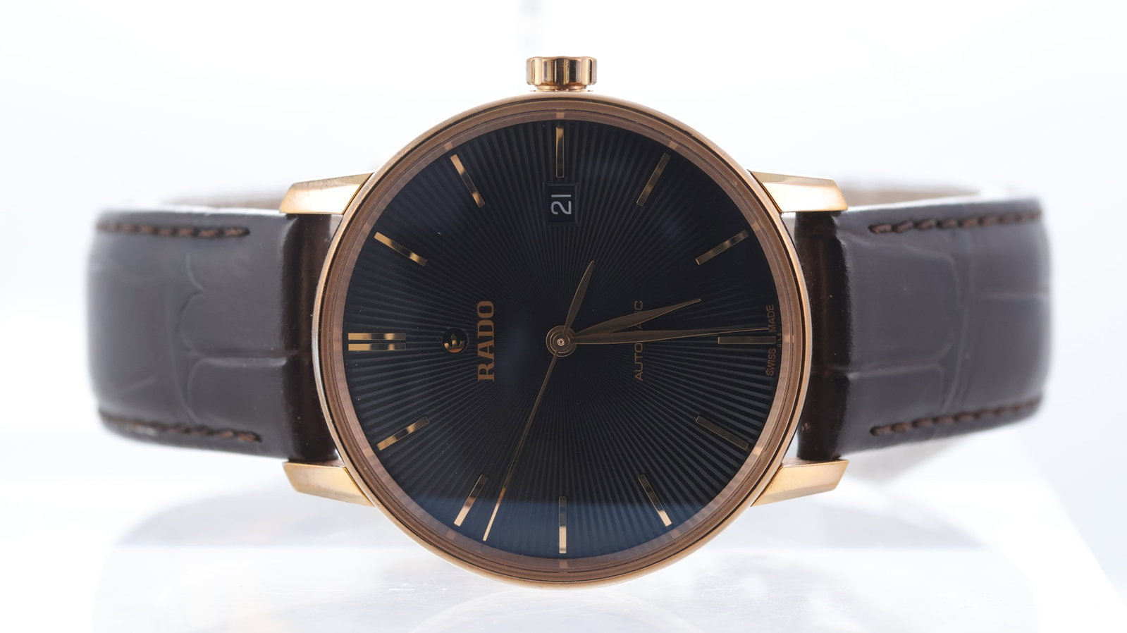 Rado Coupole Rose gold plated Ref 01.763.3861.2 with Box and Papers 2020: Brand: Rado Model Name: Coupole Reference: 01.763.3861.2 Movement type: Automatic Year: 2020 Box: Full Box