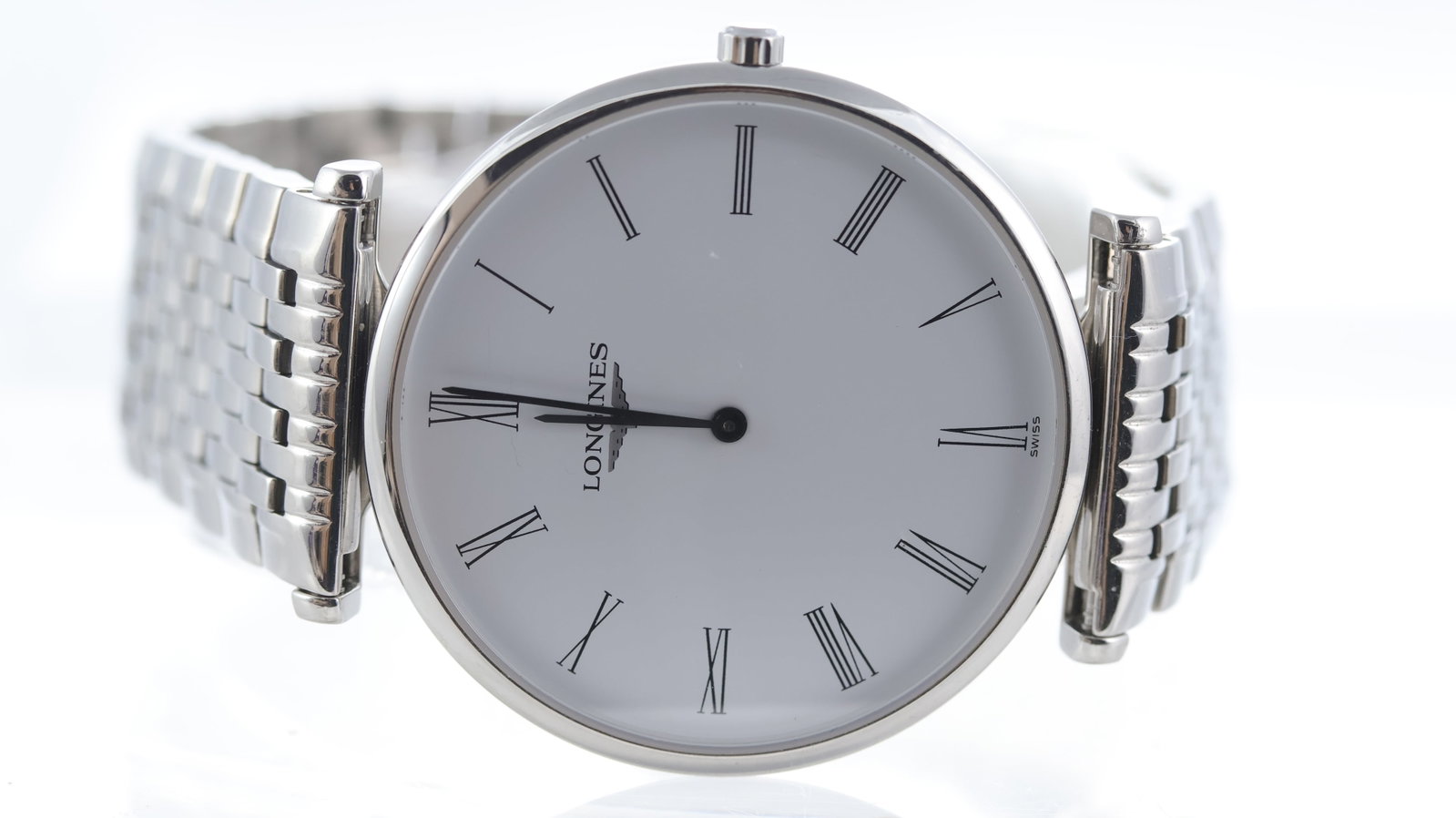 Longines La Grande Classique Ref L4.709.4: Brand: Longines Model Name: La Grande Classique Reference: L4.709.4 Movement type: Quartz Dial shape: Circular Dial colour: White Dial features: Roman numerals Case size: 33mm Case material: