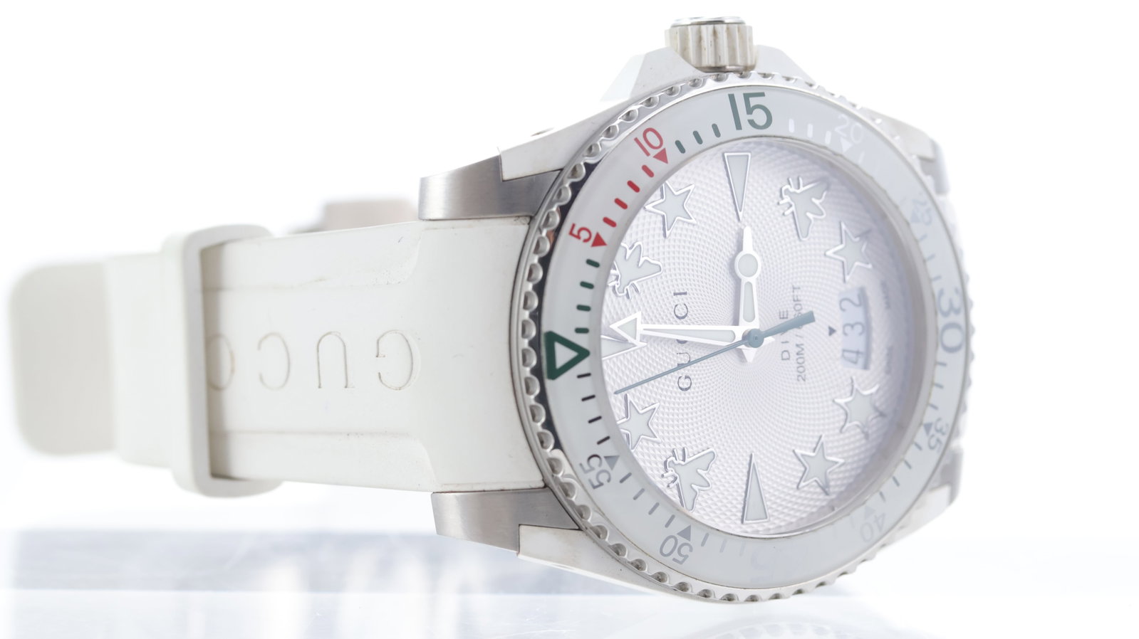 Gucci Dive Quartz Ref 136.3 - 2