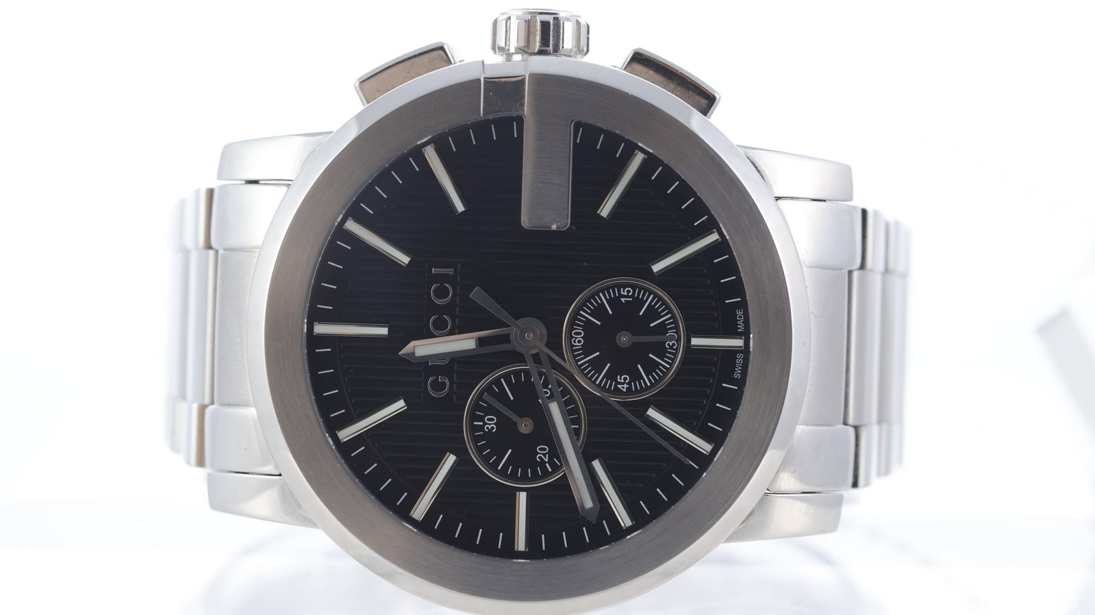 Gucci G-Chrono Ref 101.2: Brand: Gucci Model Name: G-Chrono Reference: 101.2 Movement type: Quartz Dial shape: Circular Dial colour: Black Dial features: striped dial, two sub dials, baton hour markers Case size: 44mm Case