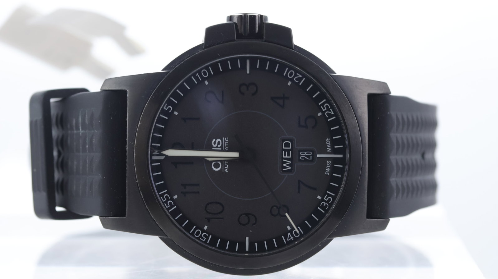 Oris BC3 Automatic Ref 7641-47 with Box and Papers 2015: Brand: Oris Model Name: BC3 Reference: 01 735 7641 4764-07 4 22 05B Movement type: Automatic Year: 2015 Box: Full Box Box features: inner and out box, age related wear Papers: Full Set Papers Dial