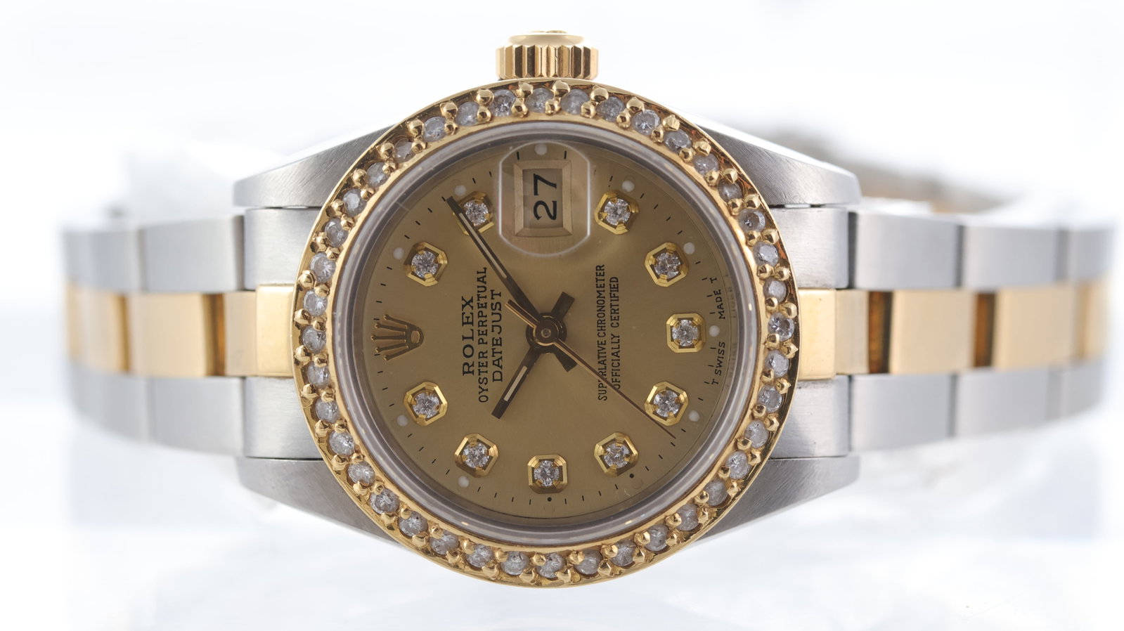 Ladies Rolex Datejust 26 Ref 69163 Circa 1985: Brand: Rolex Model Name: Datejust 26 Reference: 69163 Movement type: Automatic Movement calibre: Rolex 2135 Year: Circa 1985 Dial shape: Circular Dial colour: Champagne Dial features: Aftermarket dot 