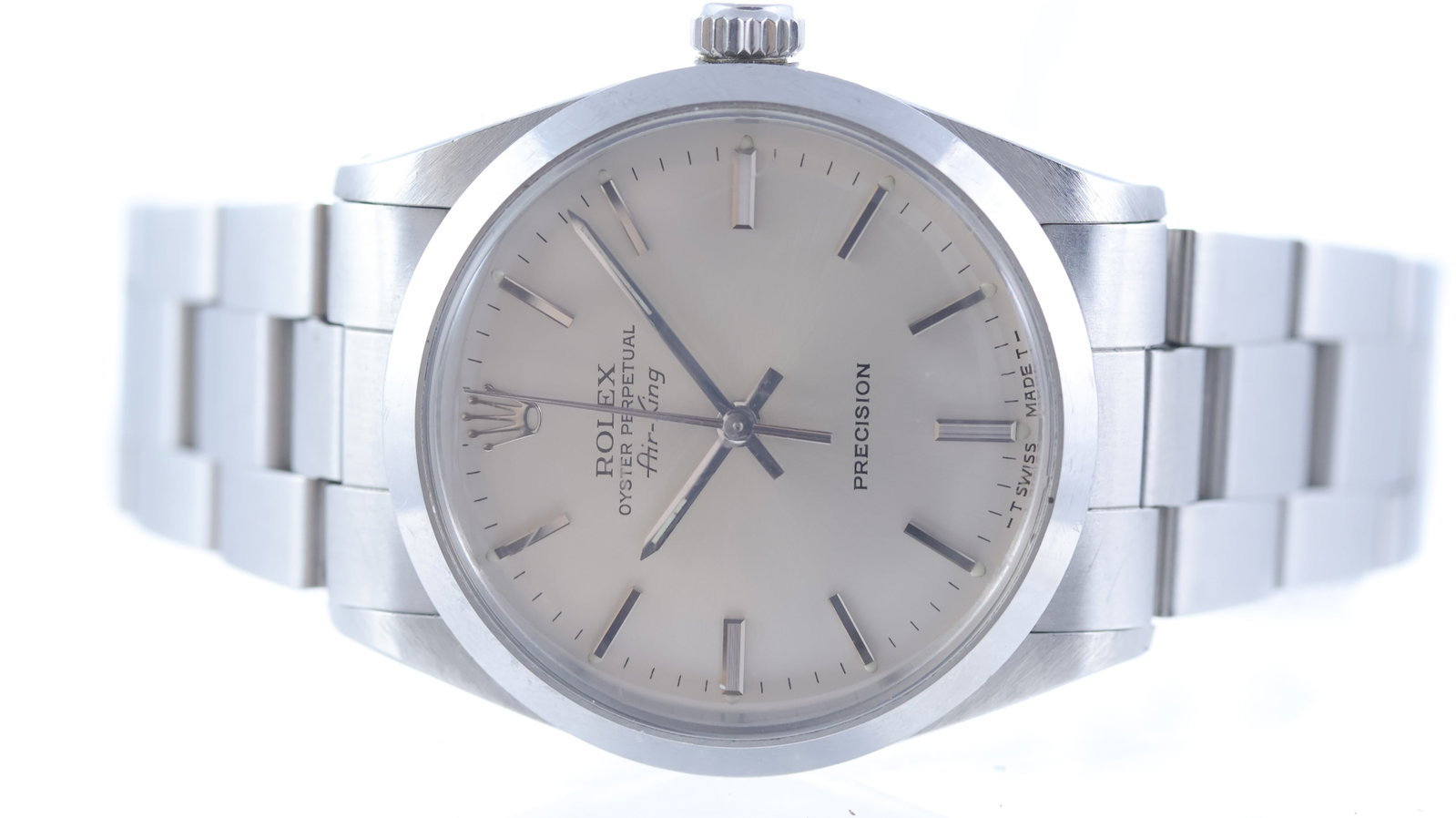 Rolex Air King Ref 5500 Circa 1989: Brand: Rolex Model Name: Air King Reference: 5500 Movement type: Automatic Movement calibre: Rolex 1520 Year: Circa 1989 Dial shape: Circular Dial colour: Silver Dial features: Baton hour markers with