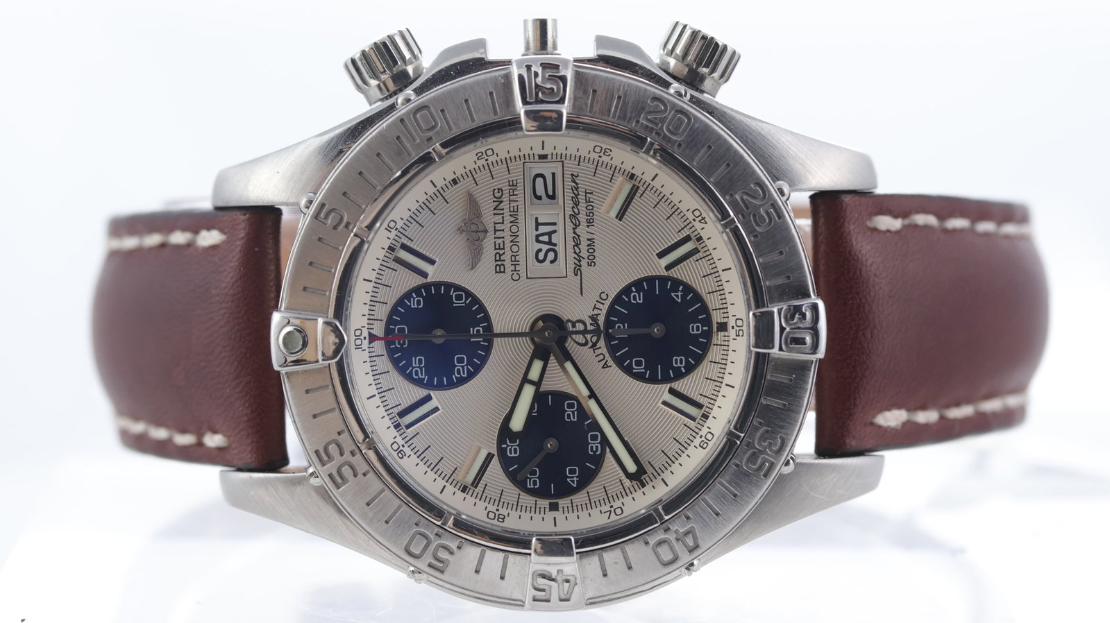 Breitling Superocean Automatic Ref A13340 (A/F): Brand: Breitling Model Name: Superocean Reference: A13340 Movement type: Automatic Dial shape: Circular Dial colour: White Dial features: Day & Date aperture. Seconds subsidiary dial. Silver/lume hand