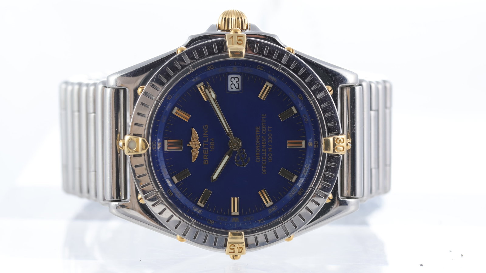 Breitling Windrider Automatic Ref B10350: Brand: Breitling Model Name: Windrider Reference: B10350 Movement type: Automatic Dial shape: Circular Dial colour: Dark Blue Dial features: Gilt hand and applied baton hour markers. Compass chapter r