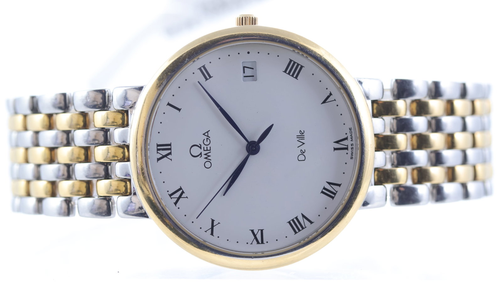 Omega De Ville Quartz Ref 396.2432: Brand: Omega Model Name: De Ville Reference: 396.2432 Movement type: Quartz Movement calibre: Omega 1532 Dial shape: Circular Dial colour: White Dial features: Black roman numeral hour markers. Date a