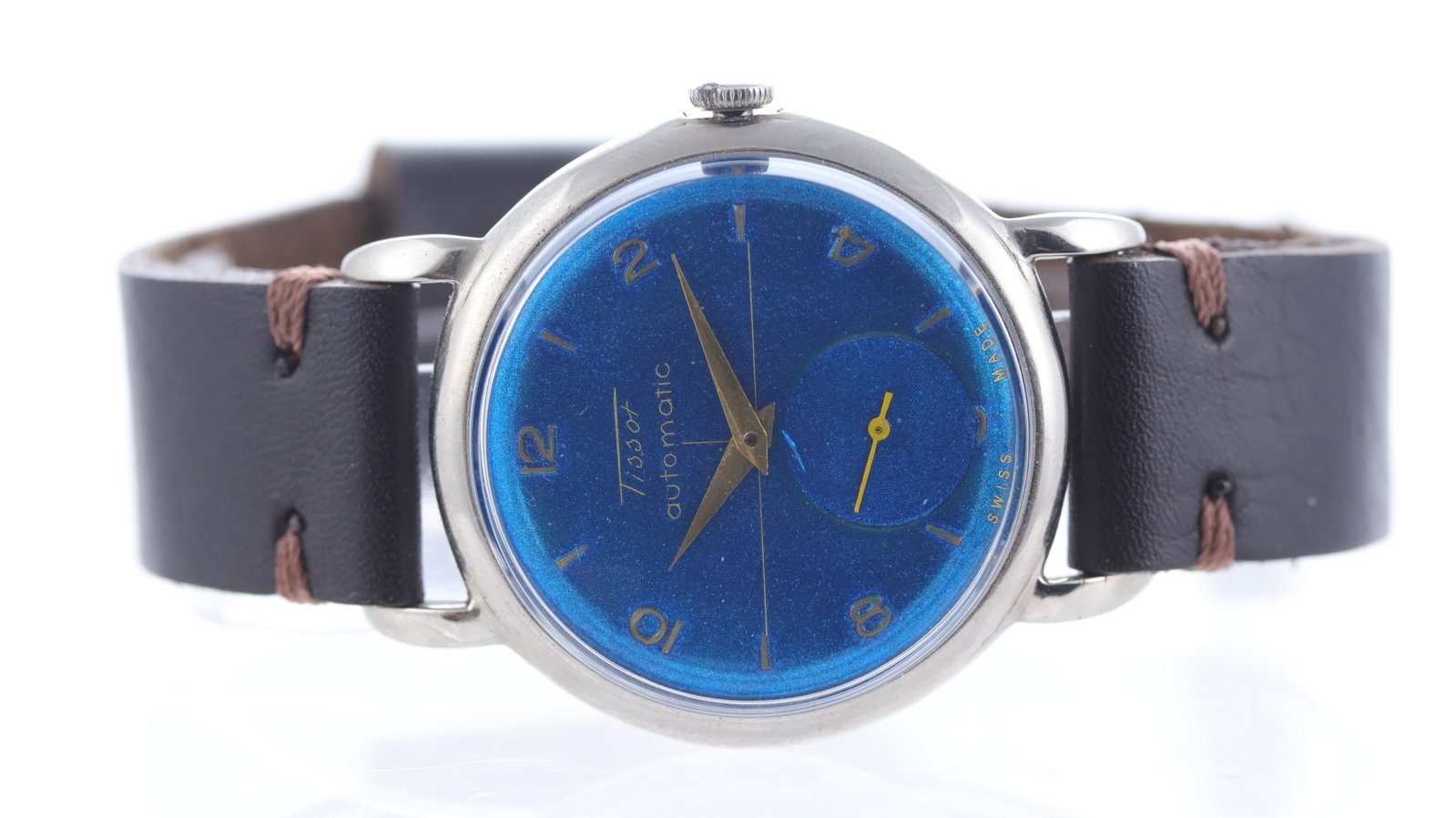 Vintage Tissot Bumper Automatic Ref 6587-1 Circa 1950's: Brand: Tissot Model Name: Vintage Reference: 6587-1 Movement type: Bumper Automatic Movement calibre: Tissot 31-1 Movement features: Signed CHE Tissot & FILS Year: Circa 1950's Dial shape: