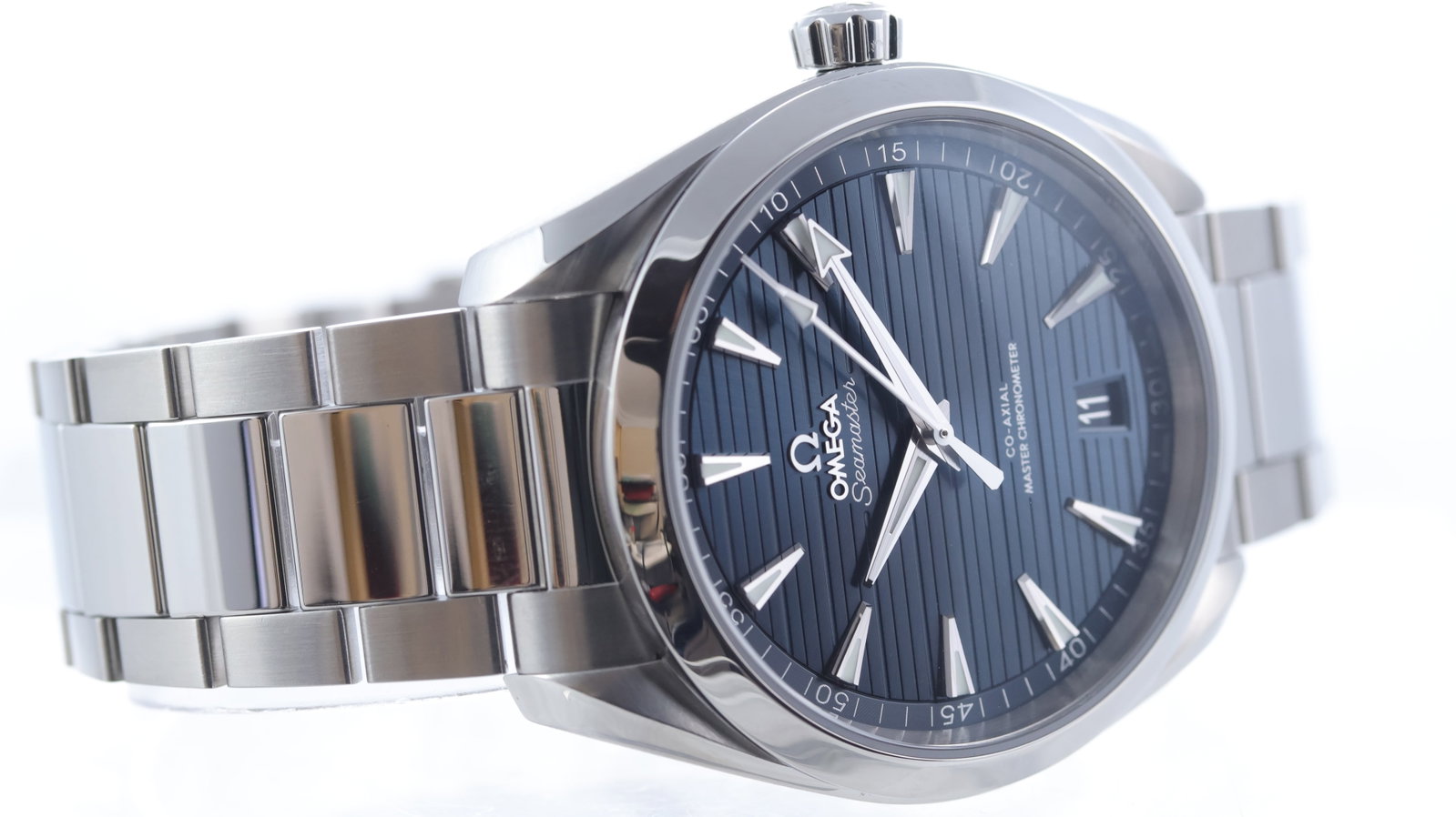Omega Seamaster Aqua Terra Ref 220.10.41.21.03.004 with Box and Papers 2024 - 3