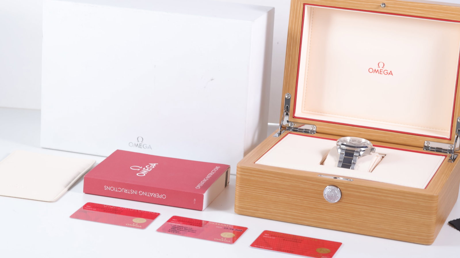 Omega Seamaster Aqua Terra Ref 220.10.41.21.03.004 with Box and Papers 2024 - 7