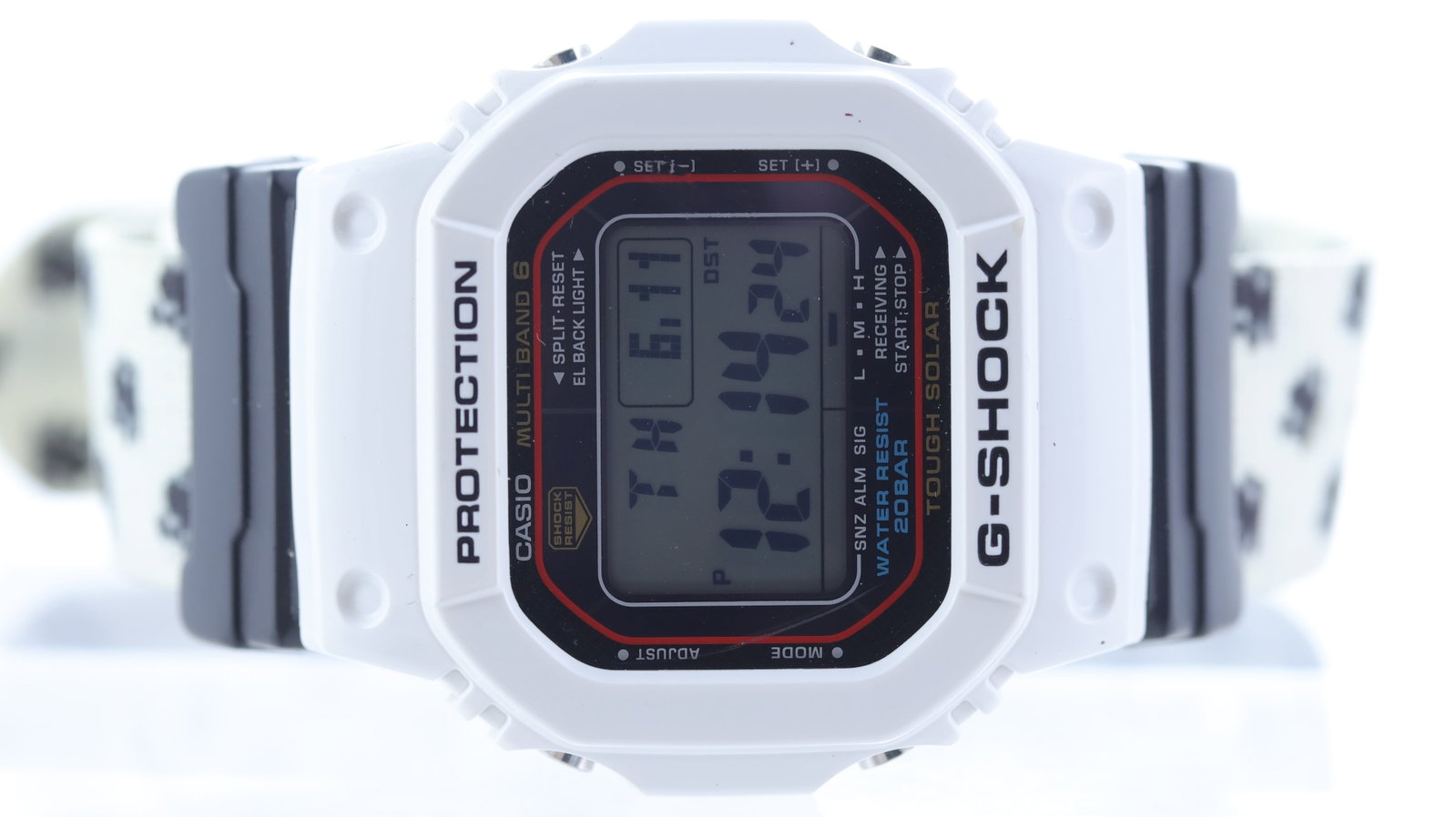 Casio G-Shock Ref GW-M5610: Brand: Casio Model Name: G-Shock Reference: GW-M5610 Movement type: Quartz Dial shape: Cushion Dial colour: Black Dial features: Digital display Bezel: Protection bezel Case size: 43mm Case material: