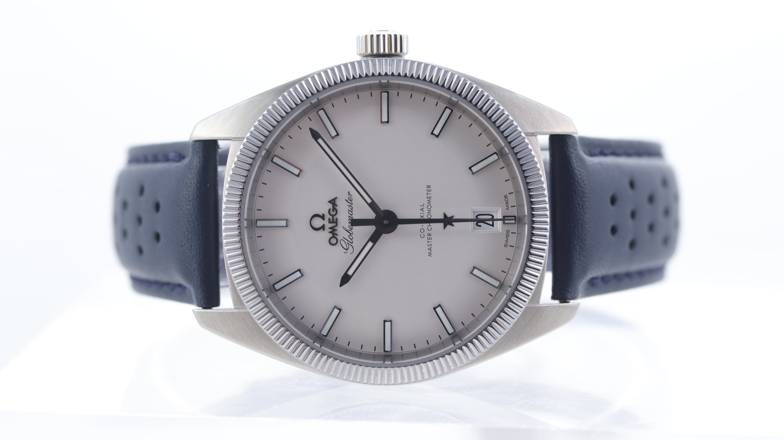 Omega Constellation Globemaster Ref 130.33.39.21.02.001 with Box - 2