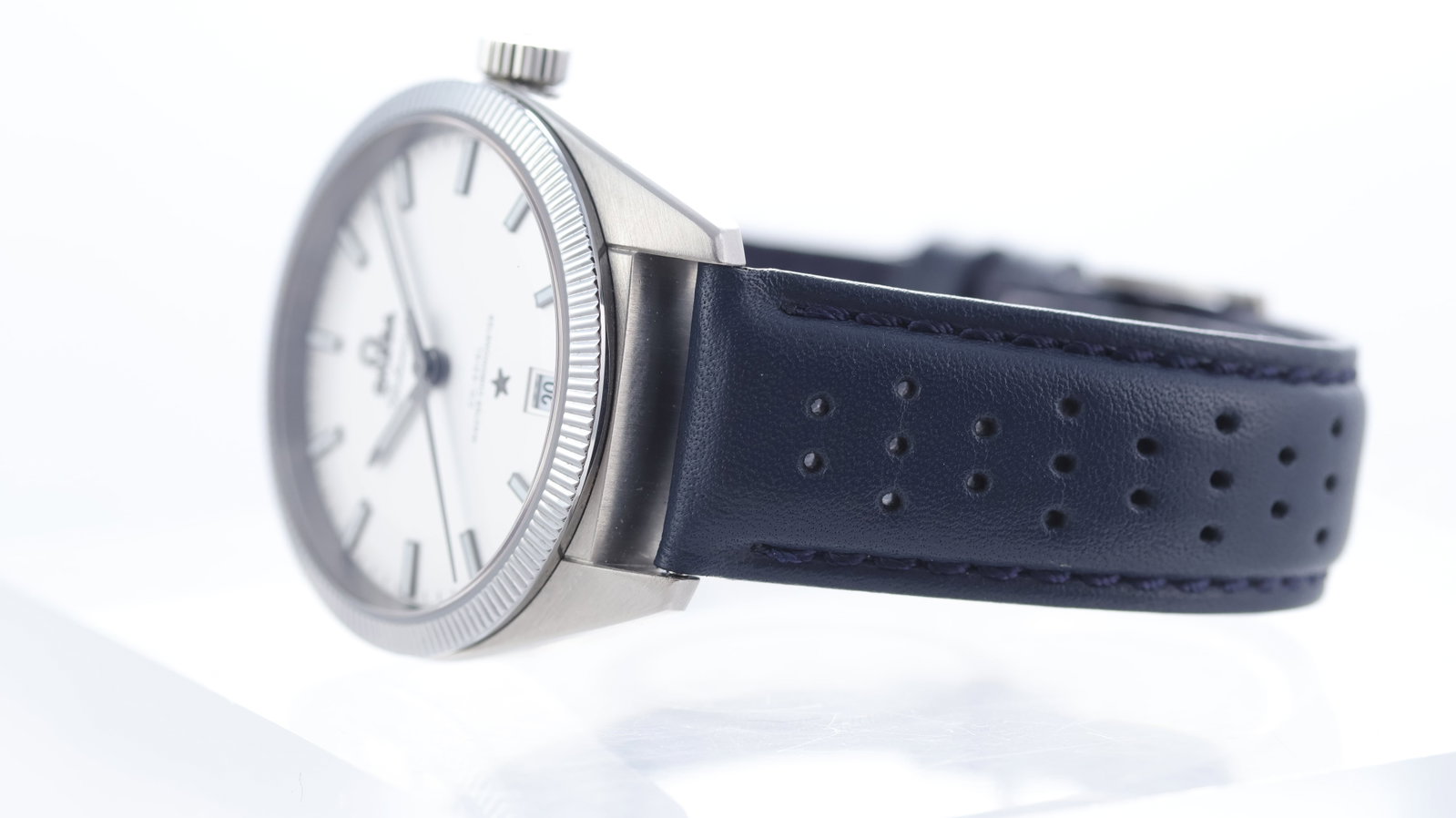 Omega Constellation Globemaster Ref 130.33.39.21.02.001 with Box - 4