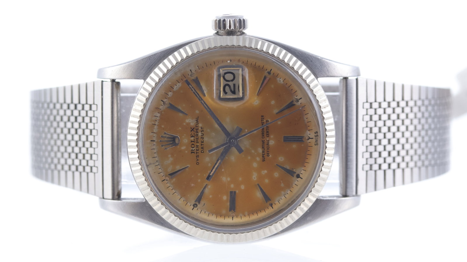 Vintage Rolex Datejust 36 'Tropical' Ref 6605 1959: Brand: Rolex Model Name: Datejust 36 Reference: 6605 Movement type: Automatic Movement calibre: Rolex 1066 Movement features: Butterfly rotor Year: 1959 Dial shape: Circular Dial colour: Silver Patina
