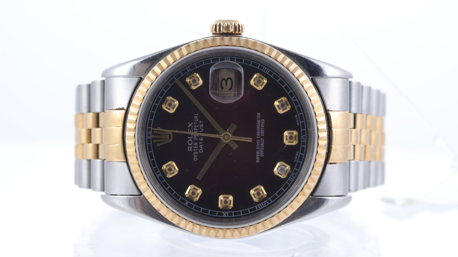 Rolex Datejust 36 Ref 16233 Circa 2000: Brand: Rolex Model Name: Datejust 36 Reference: 16233 Movement type: Automatic Movement calibre: Rolex 3135 Year: Circa 2000 Dial shape: Circular Dial colour: Red Dial features: Aftermarket vignette d