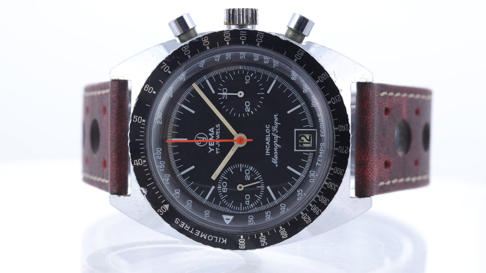 Yema Meangraf Super Ref 721122 Circa 1970's: Brand: Yema Model Name: Meangraf Super Reference: 721122 Movement type: Manual Wind Movement calibre: Valjoux 7734 Year: Circa 1970's Dial shape: Circular Dial colour: Black Dial features: Baton hour 