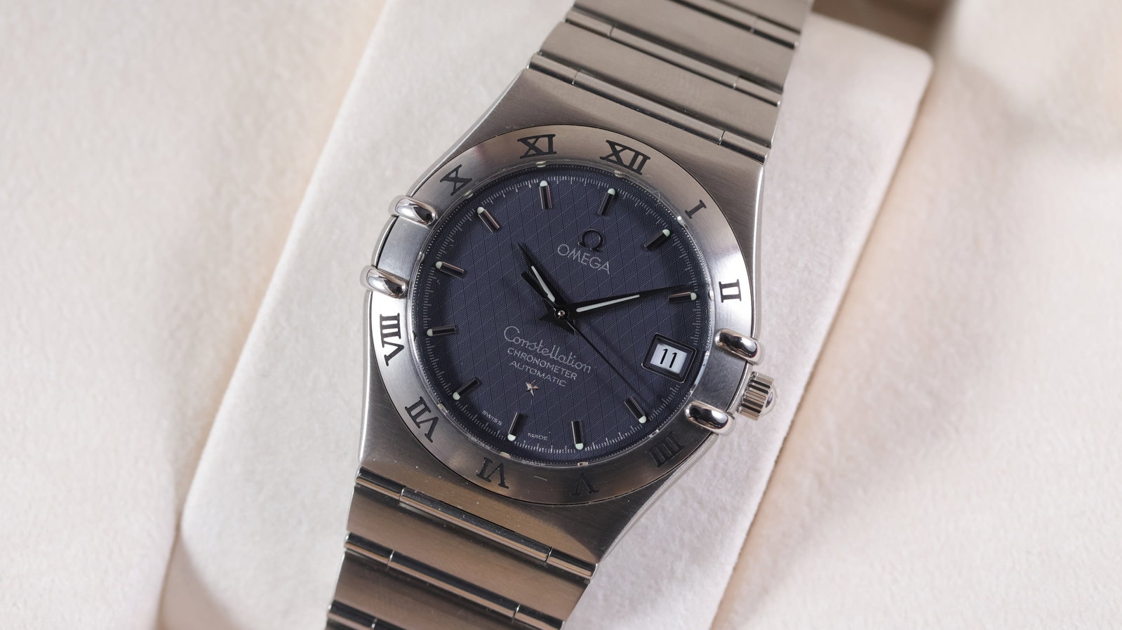 Omega Constellation Ref 1502.40.00 with Box and Papers (1 of 7)