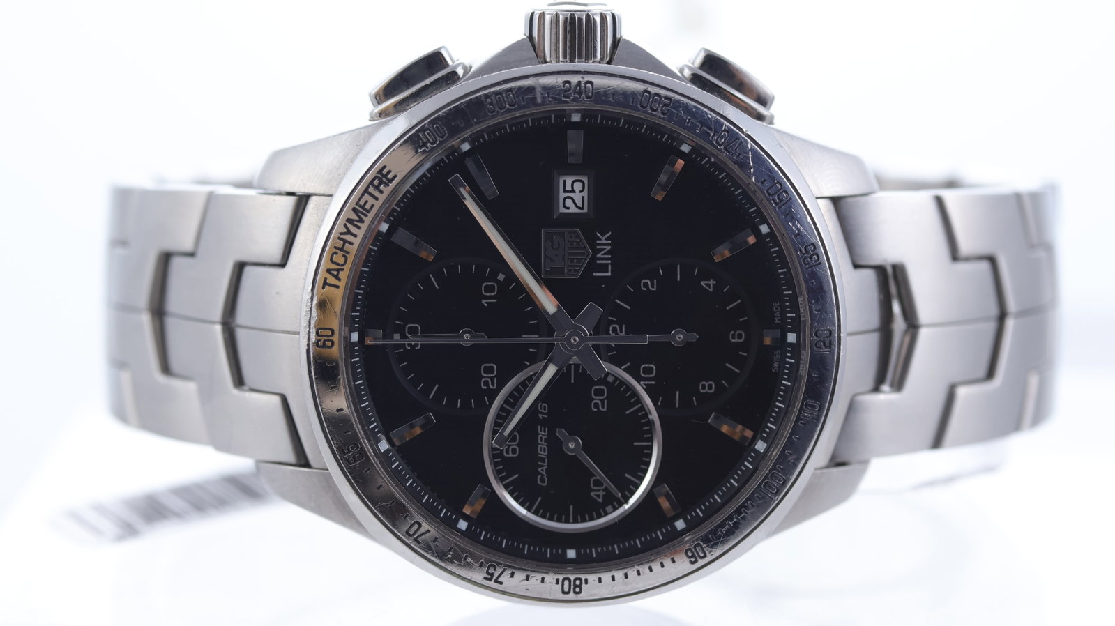 Tag Heuer Link Automatic Chronograph Ref CAT2010: Brand: Tag Heuer Model Name: Link Reference: CAT2010 Movement type: Automatic Movement calibre: Tag Heuer 16 Dial shape: Circular Dial colour: Black Dial features: Black Pin stripe dial with 3 sub dia