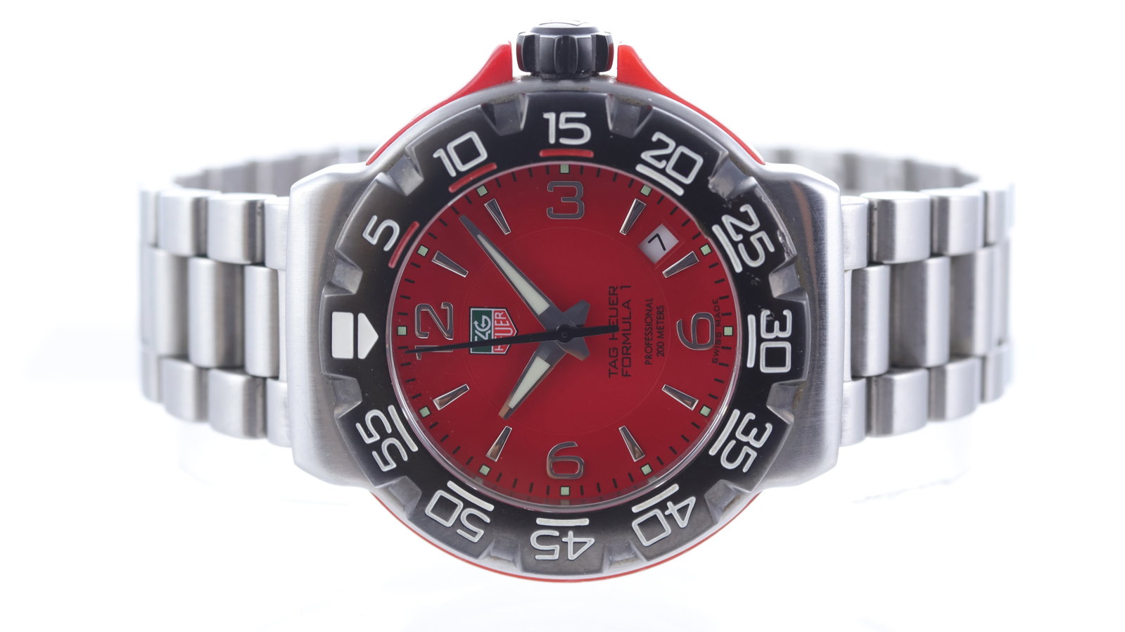 Tag Heuer Formula 1 Ref WAC1113-0 with Papers 2006: Brand: Tag Heuer Model Name: Formula 1 Reference: WAC1113-0 Movement type: Quartz Year: 2006 Papers: Guarantee Papers & Booklets Papers features: Guarantee card and booklet dated 2006 Dial shape: Circ