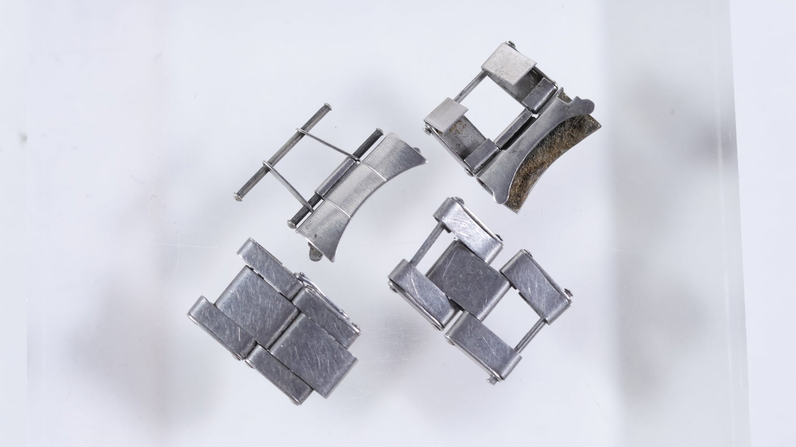 Vintage Rolex Rivet Bracelet Links Circa 1960s (1 of 2)