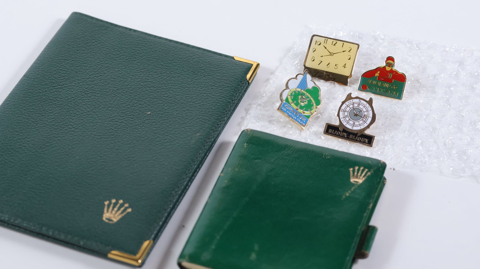VINTAGE ROLEX ADDRESS BOOK AND WATCH ACCESSORISE , green address book, a-z , worn Rolex documents (1 of 4)