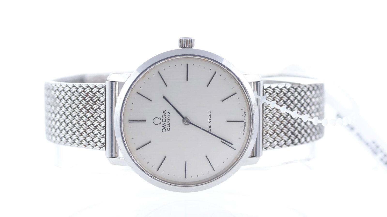 Omega De Ville Circa 1978 Quartz: Brand: Omega Model Name: De Ville Movement type: Quartz Movement calibre: Omega 1330 Year: Circa 1978 Dial shape: Circular Dial colour: Silver Dial features: Baton hour markers Bezel: Smooth Case