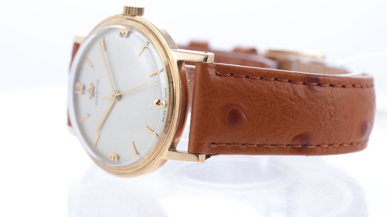 Marvin Dress Watch 9ct yellow gold Dennison Case with Box Circa 1960's - 4
