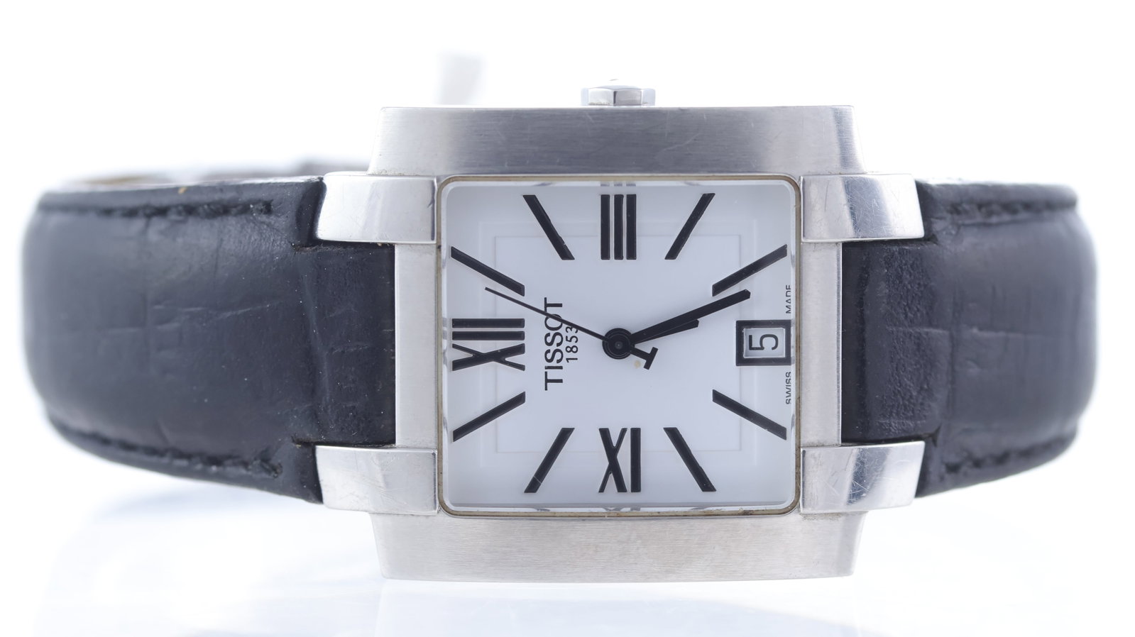 Tissot T-Trend Quartz Ref L860/960K: Brand: Tissot Model Name: T-Trend Reference: L860/960K Movement type: Quartz Dial shape: Rectangular Dial colour: White Dial features: Silver baton and roman numeral hour