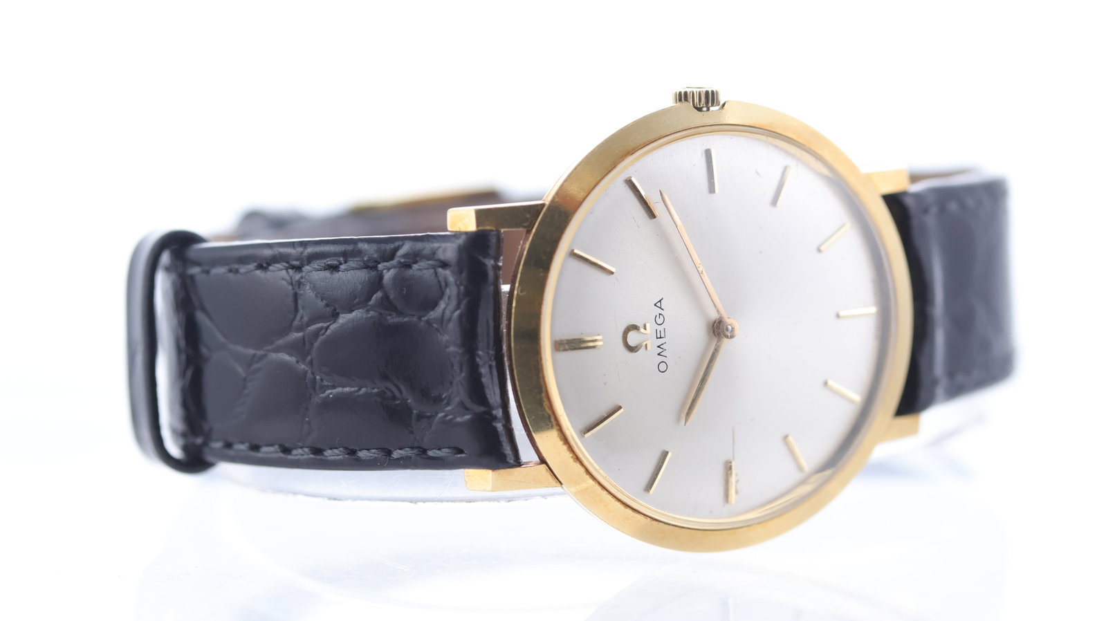 Vintage Omega Dress Watch 18ct yellow gold Ref 111.046 1965 - 2
