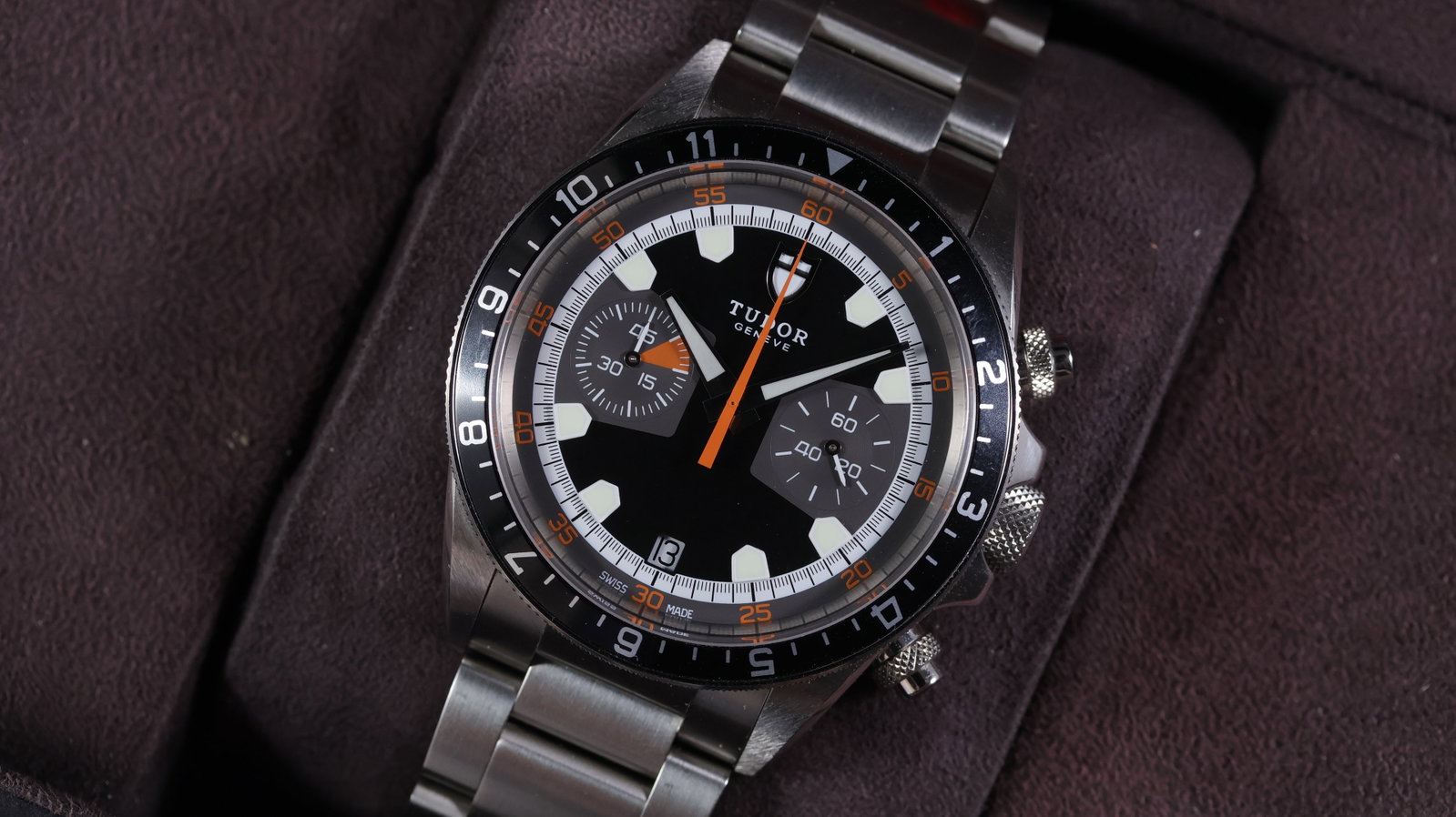 Tudor Monte Carlo Heritage Chrono Ref 70330N with Box and Papers 2022: Brand: TudorModel Name: Monte Carlo Heritage ChronoReference: 70330NMovement type: AutomaticYear: 2022Box: Full BoxPapers: Guarantee Papers & BookletsDial shape: CircularDial colour: BlackDial feature