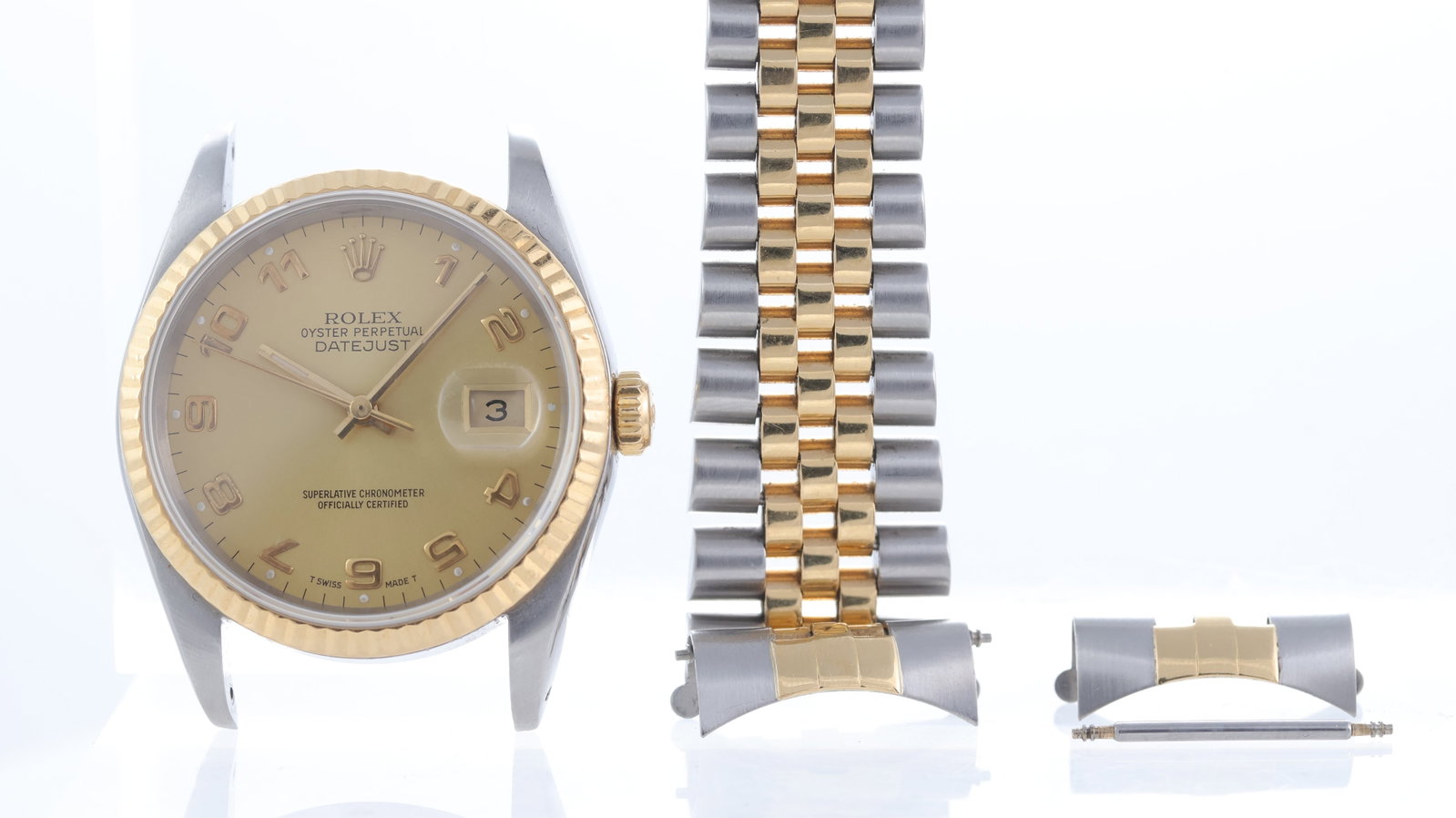 Rolex Datejust 36 Ref 16233 Circa 1991: Brand: RolexModel Name: Datejust 36Reference: 16233Movement type: AutomaticMovement calibre: Rolex 3135Year: Circa 1991Dial shape: CircularDial colour: ChampagneDial features: Arabic numerals, quickse