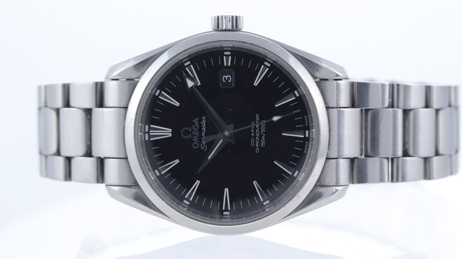 Omega Seamaster Aqua Terra Automatic Ref 2503.50.00 with Papers 2008: Brand: OmegaModel Name: Seamaster Aqua TerraReference: 2503.50.00Movement type: AutomaticMovement calibre: Omega 2500Movement features: Co-AxialYear: 2008Papers: Warranty PapersDial shape: CircularDia