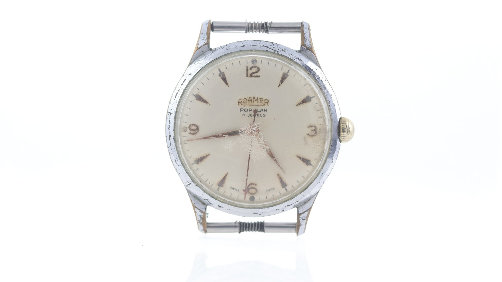 *To Be Sold Without Reserve* Vintage Roamer: *To Be Sold Without Reserve* Vintage Roamer manual wind, 33mm chrome case, not running.