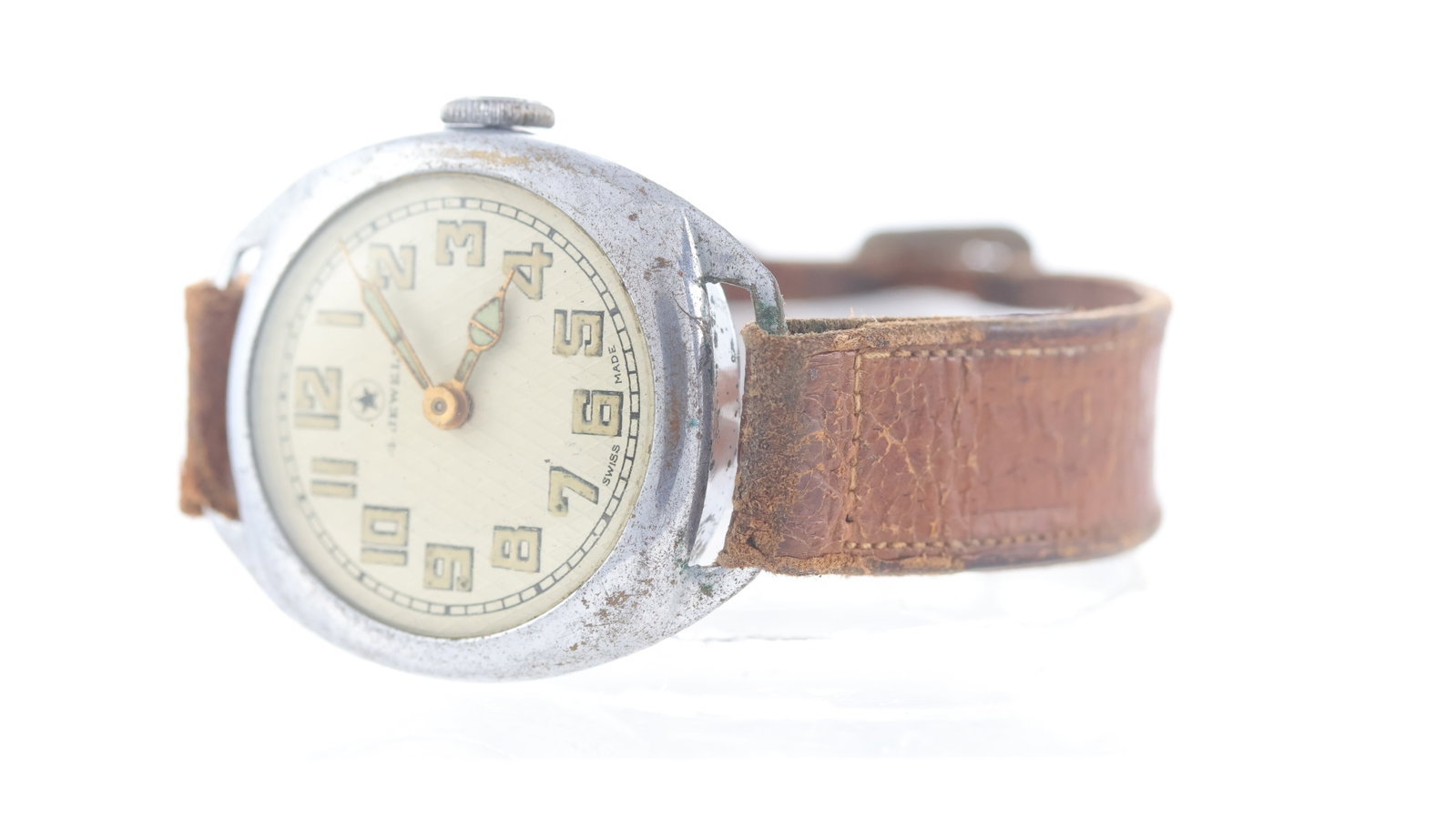 *To Be Sold Without Reserve* Star 4 Jewels Wristwatch - 2