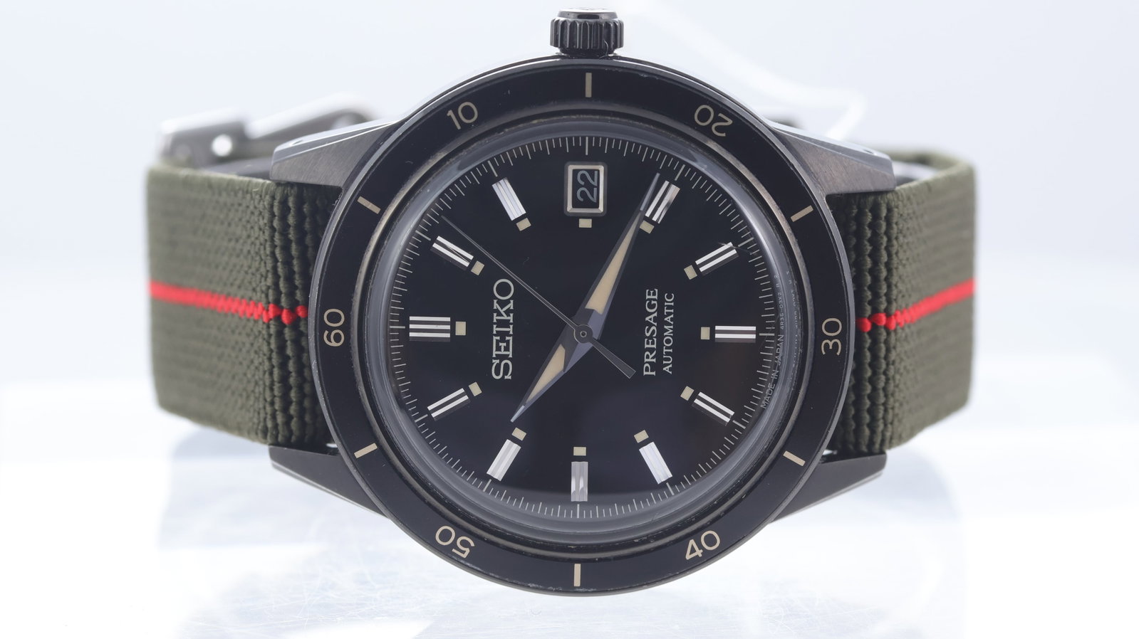 Seiko Presage Ref 4R35-05G0 with Box and Associated Papers: Brand: Seiko Model Name: Presage Reference: 4R35-05G0 Movement type: Automatic Movement calibre: Seiko 4R35B Box: Full Box Papers: Associated Papers Dial shape: Circular Dial colour: Black Dial