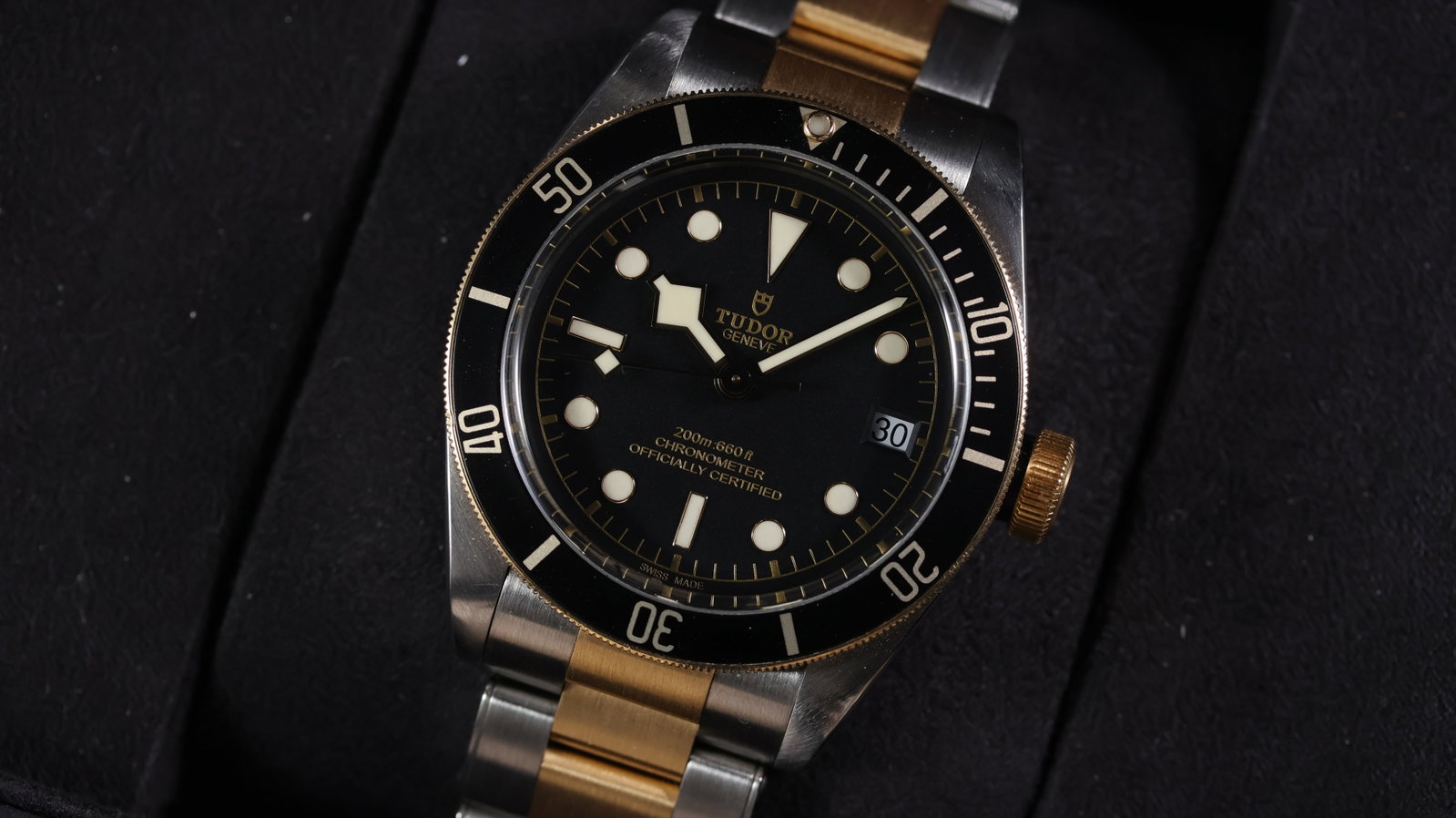 Tudor Black Bay 41 Ref 79733N Steel & Gold with Box and Papers 2018: Brand: TudorModel Name: Black Bay 41Reference: 79733NMovement type: AutomaticMovement calibre: Tudor MT5612Year: 2018Box: Full BoxPapers: Guarantee Papers & BookletsDial shape: CircularDial colour: Bl
