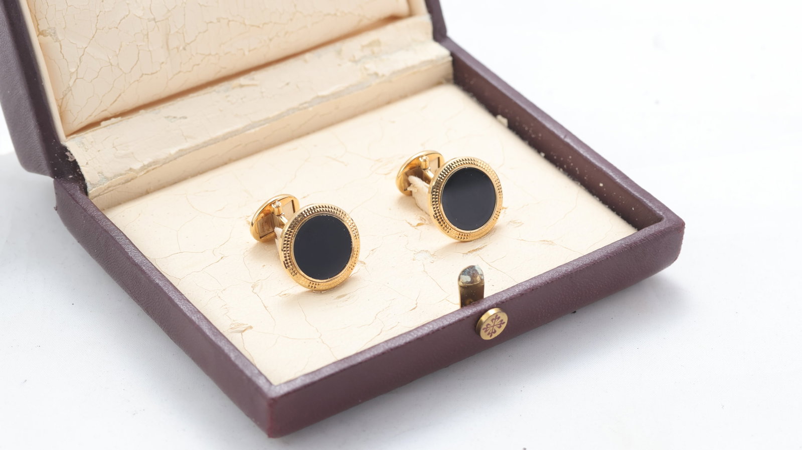 Patek Philippe 18ct Gold & Onyx Cufflinks with Box: Patek Philippe 18ct Gold & Onyx Cufflinks with Box, hallmarked 18ct gold and signed Patek Philippe Circa 2006, good condition report.