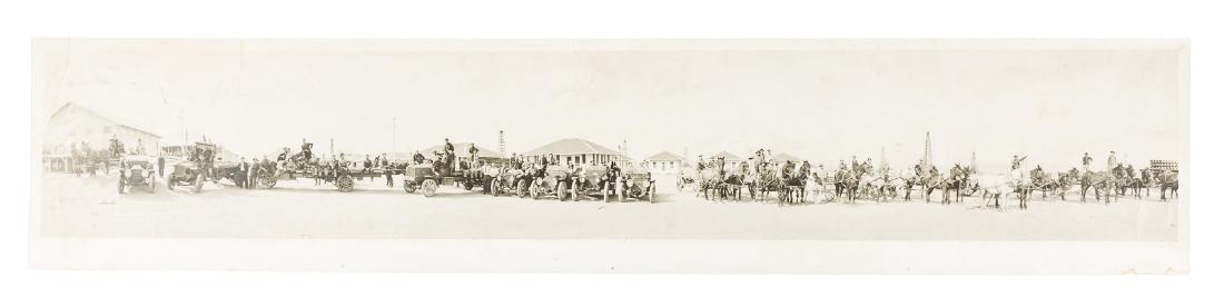 Oil field & workers in Taft, California (1 of 3)