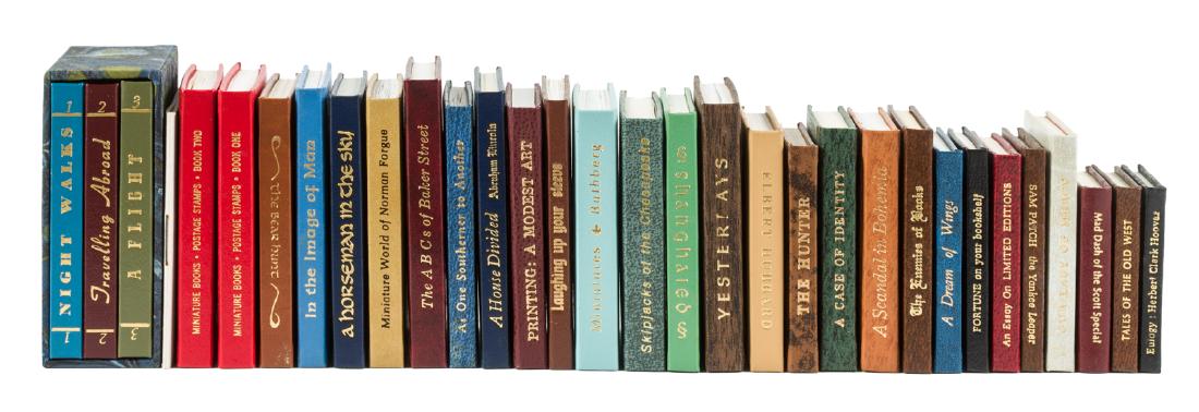 31 miniature books from the Black Cat Press (1 of 6)